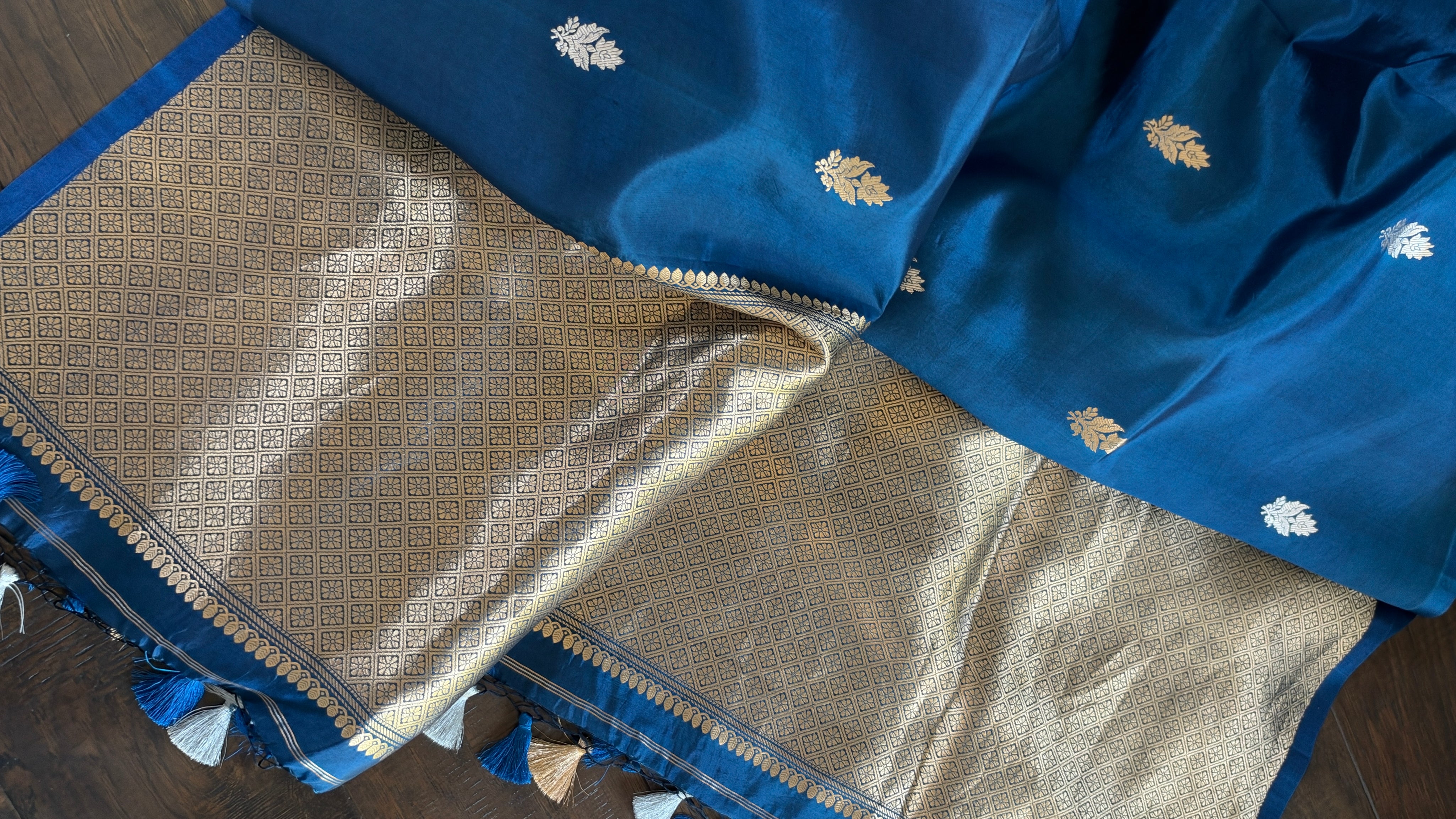Pure Silk Banarasi Khadhua - Metallic Blue