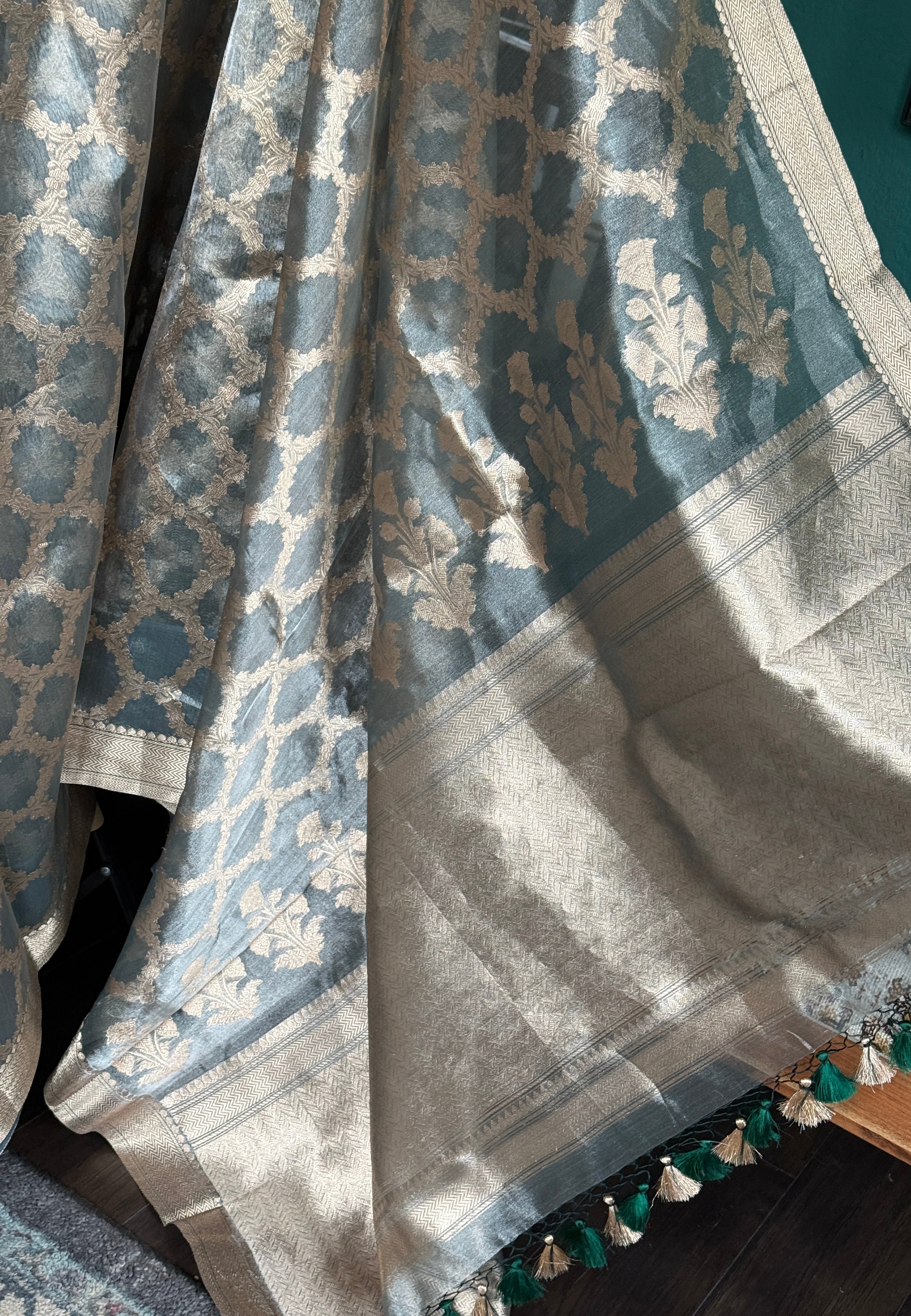 Pure Tissue by Tissue Silk Jaal Banarasi - Grey Kadhua