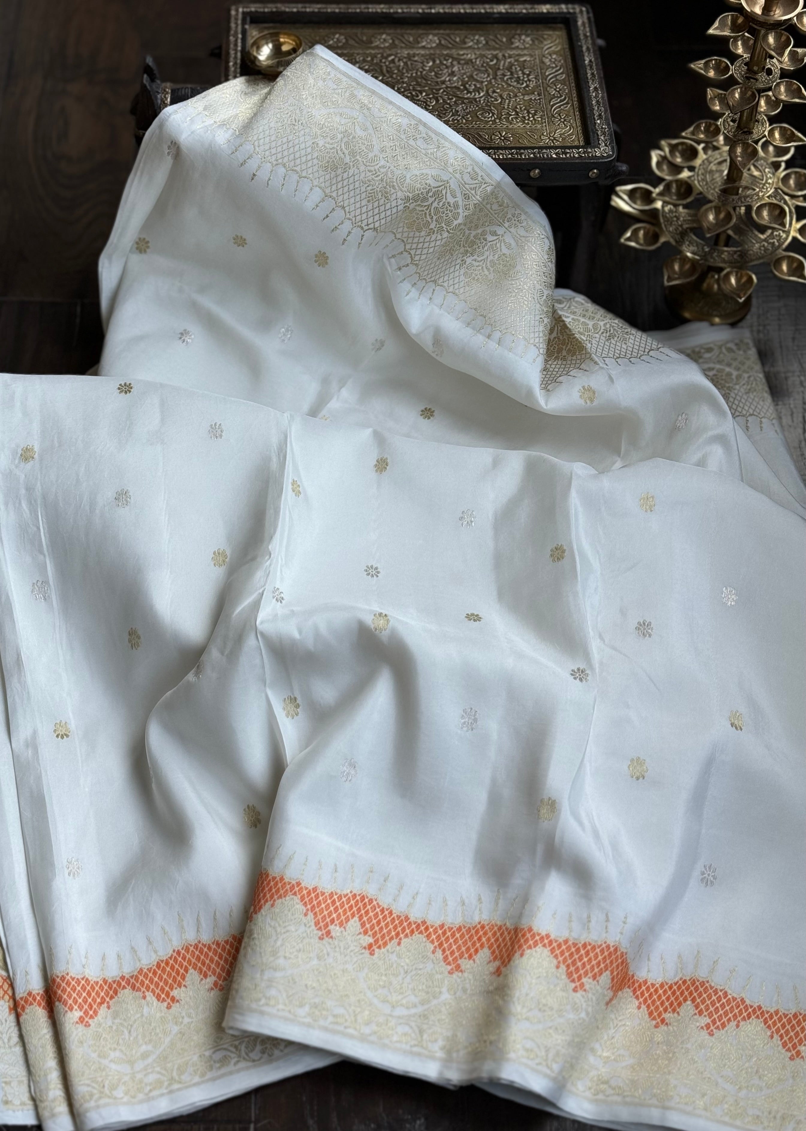 Pure Katan Silk Kadhua Banarasi - White antique Zari