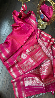 Pure Silk Gadwal - Dark Pink Silver Zari