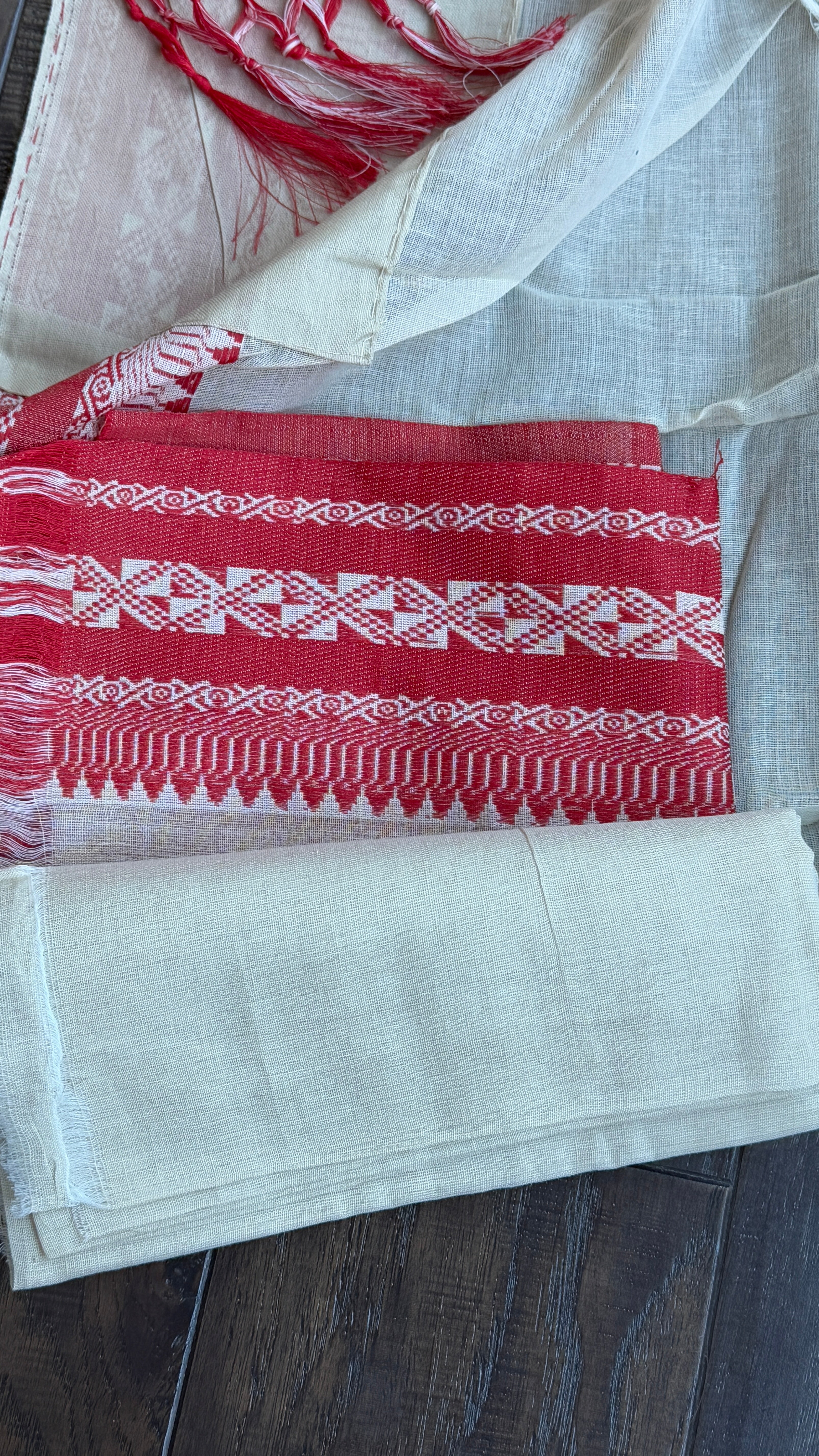 Pure Khadi Cotton Jamdani Handwoven - Off White Red