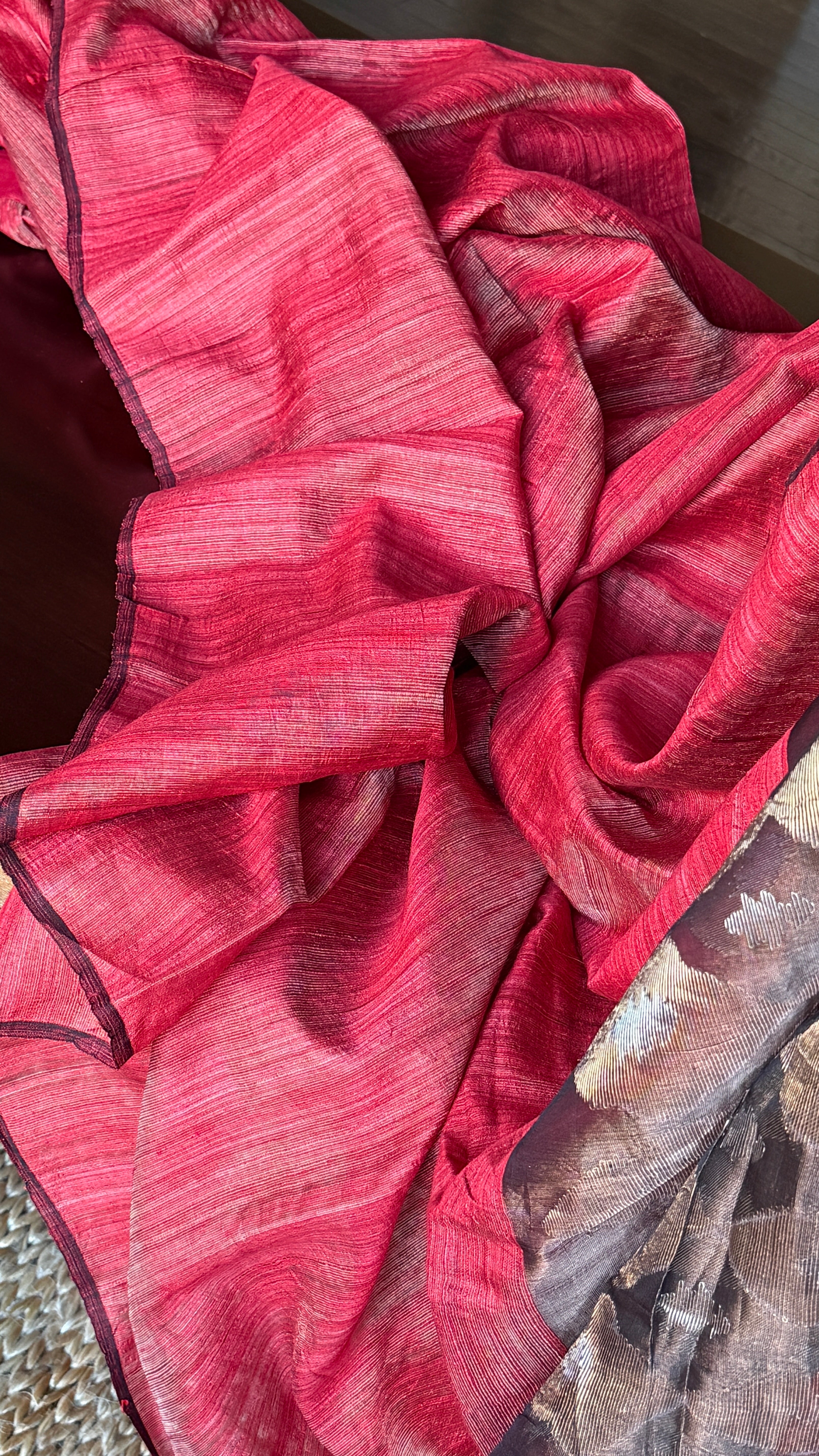 Pure Matka Silk - Red Muslin Jamdaani Palla