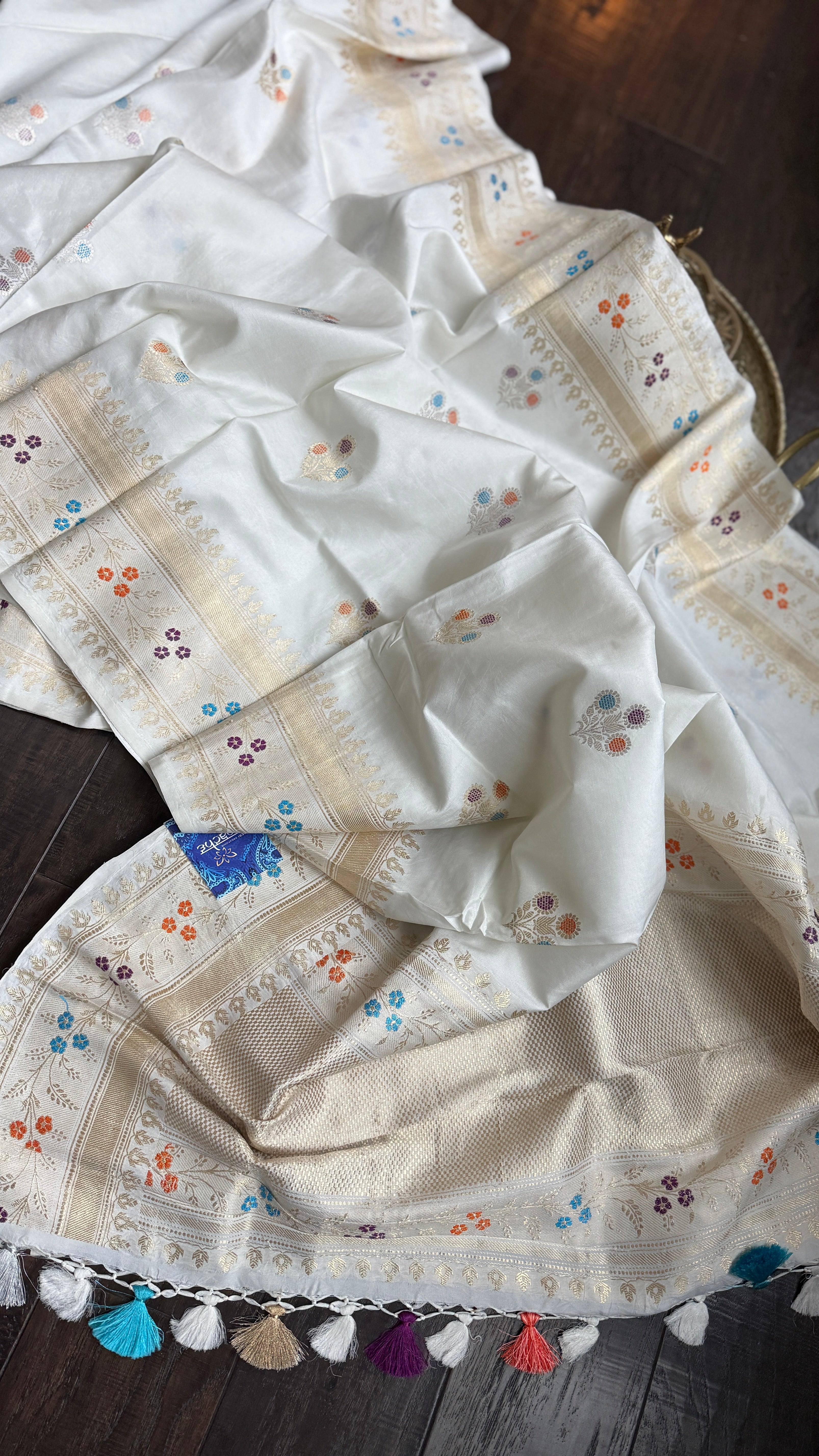 Pure Katan Silk Kadhua Banarasi - White antique Zari