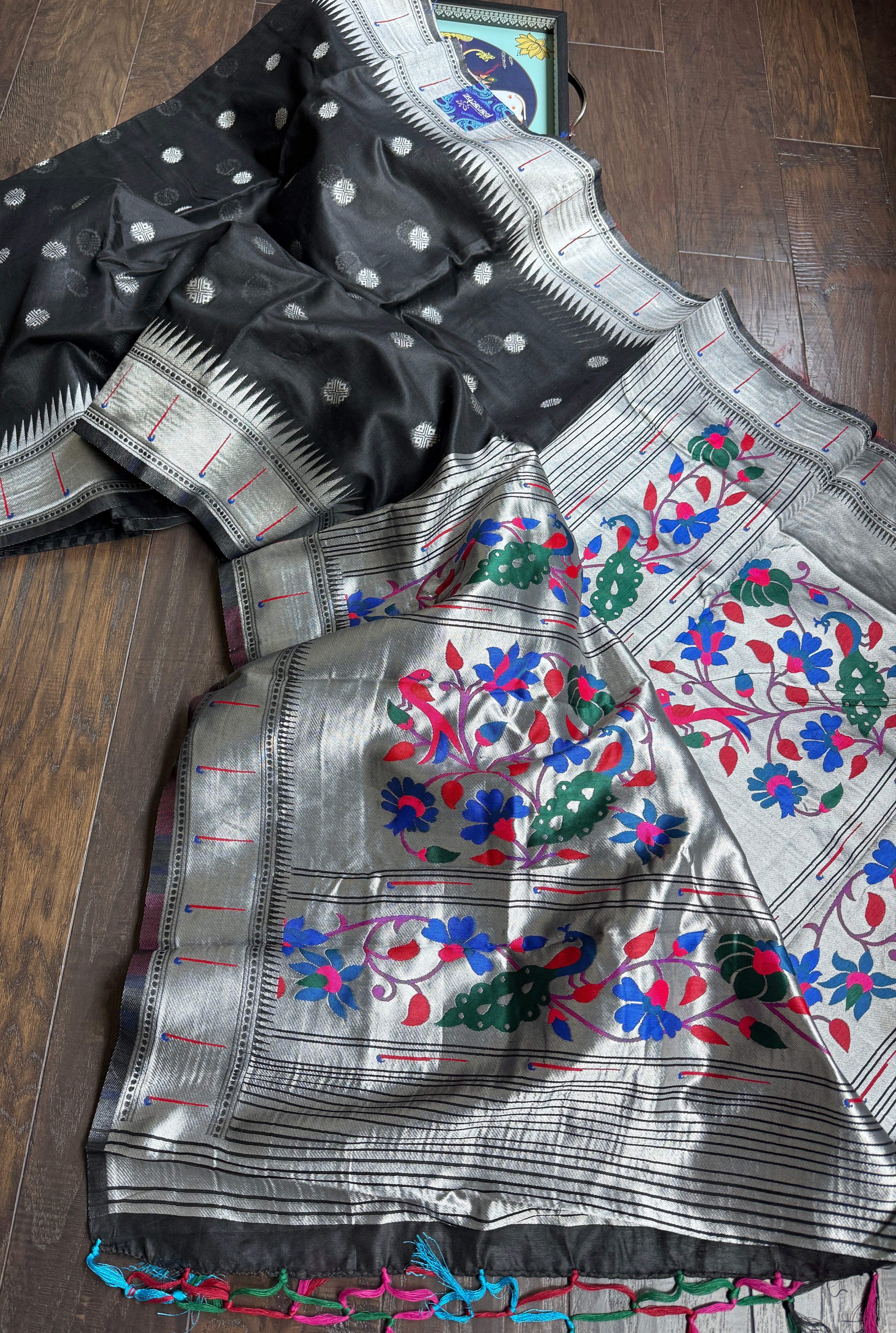 Cotton Silk Paithani - Black Silver Woven