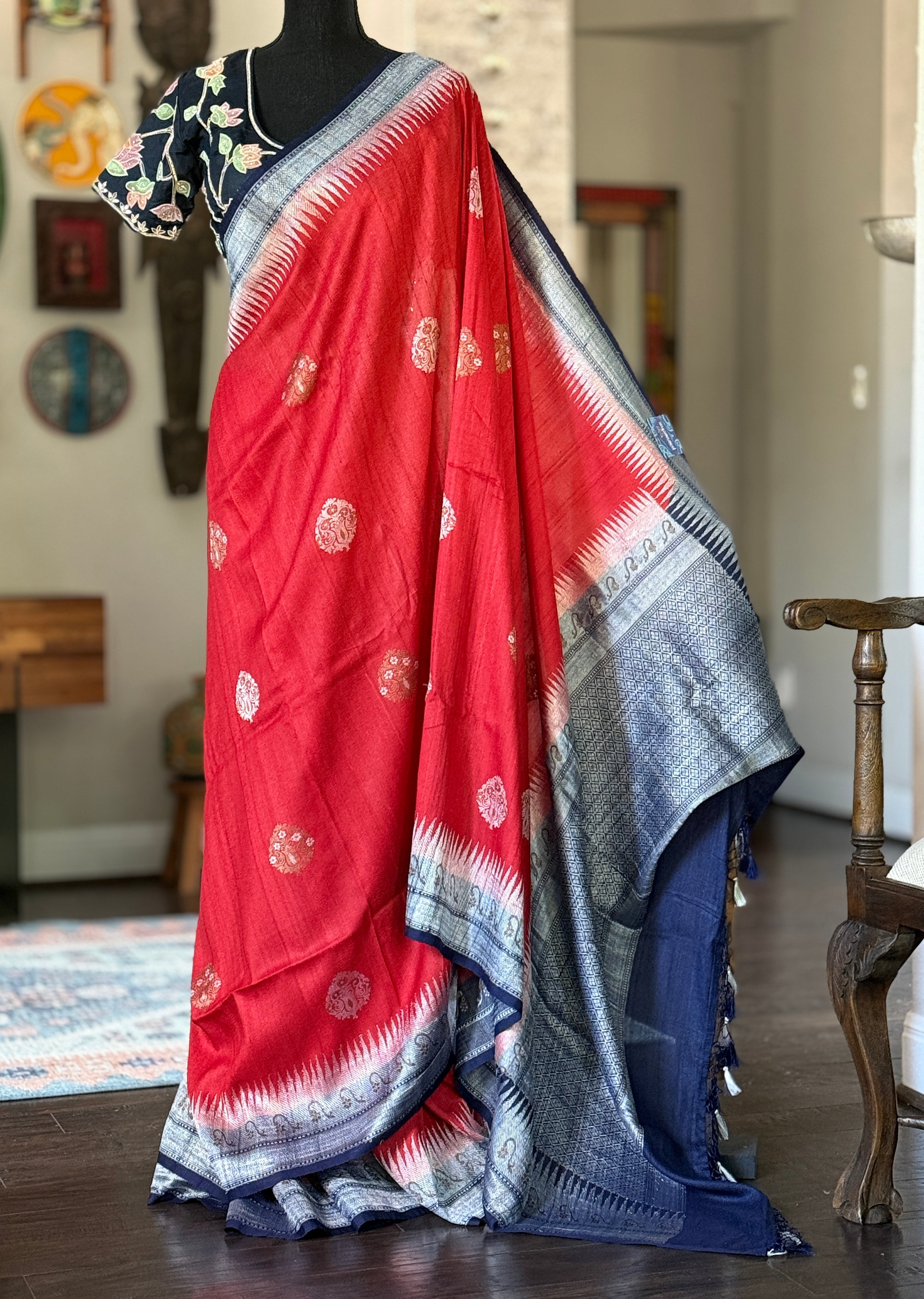 Tussar Georgette Banarasi - Red Navy Blue Kadwa