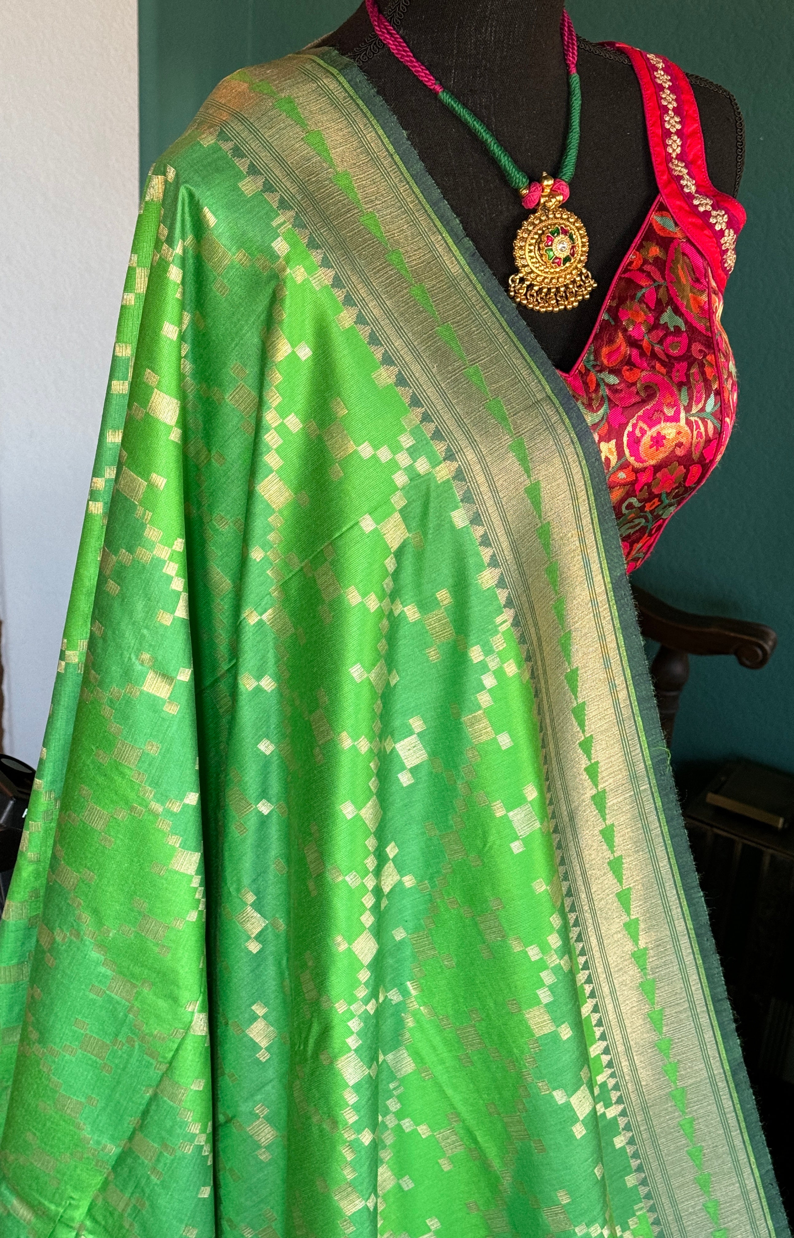 Tussar Silk Banarasi - Green Shaded Antique Zari