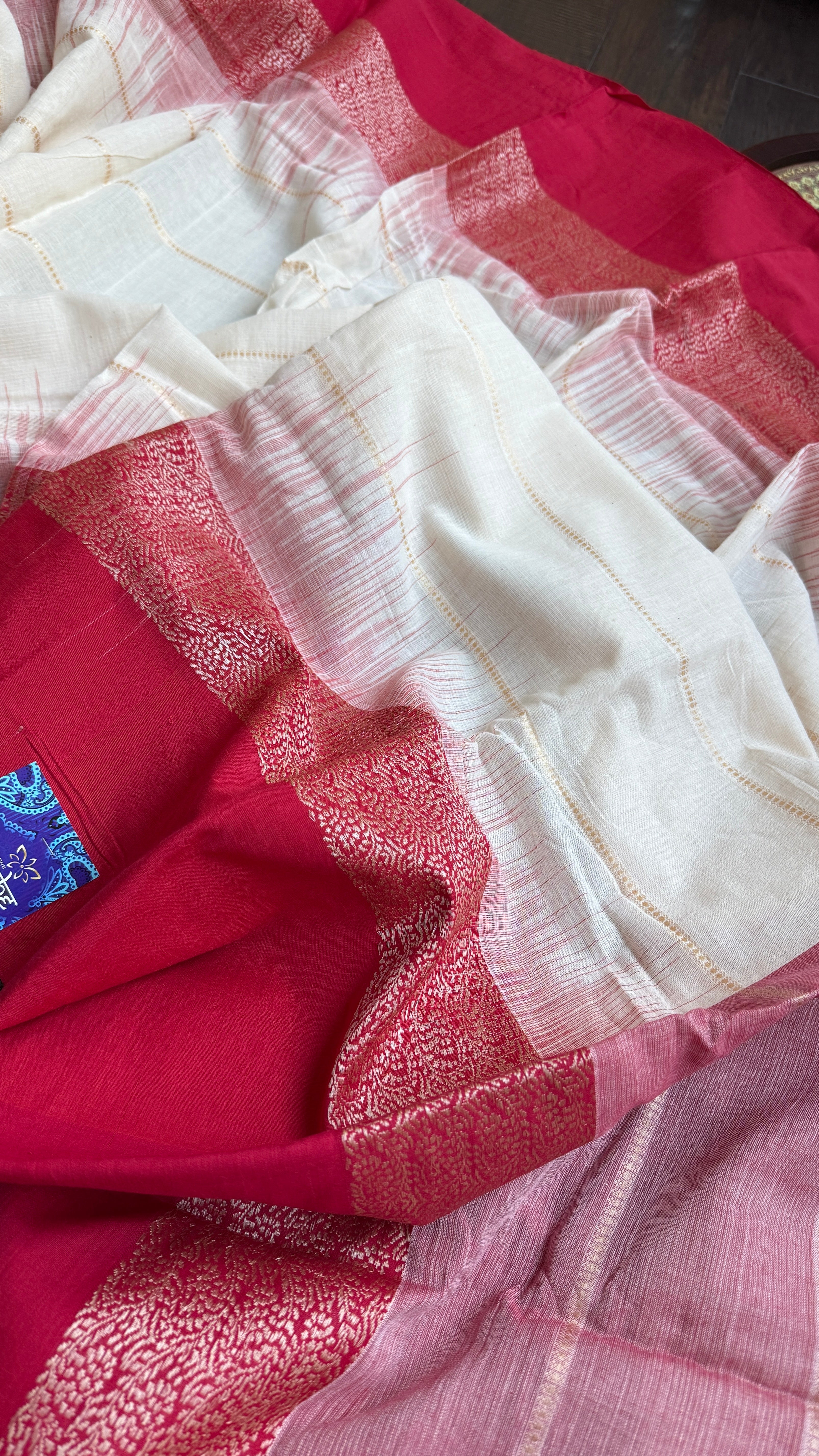 Pure Khadi Cotton Jamdani Handwoven - Off White Red Zari