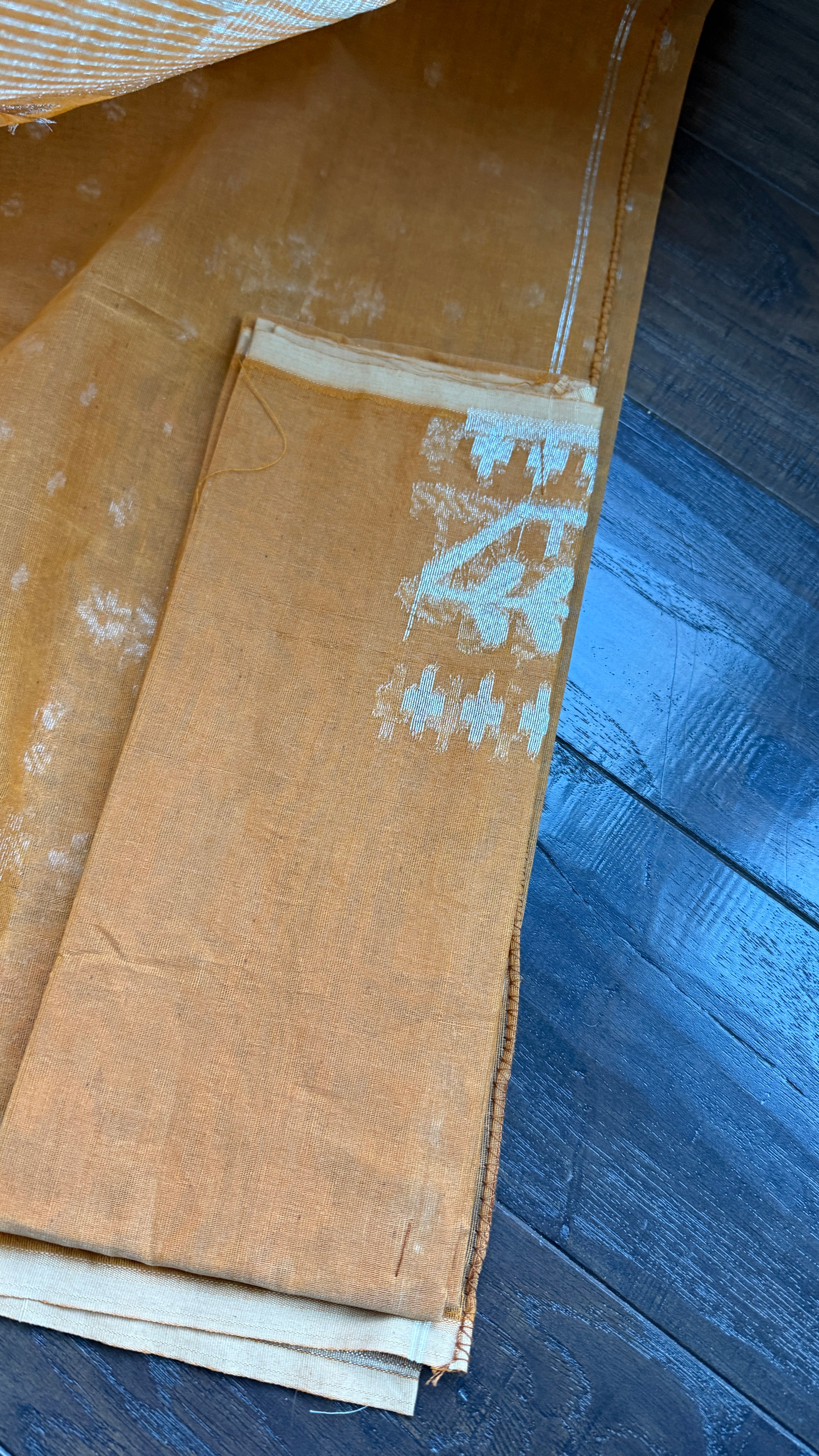 Dhakai Jamdani  - Light Terracotta Silver Zari Woven