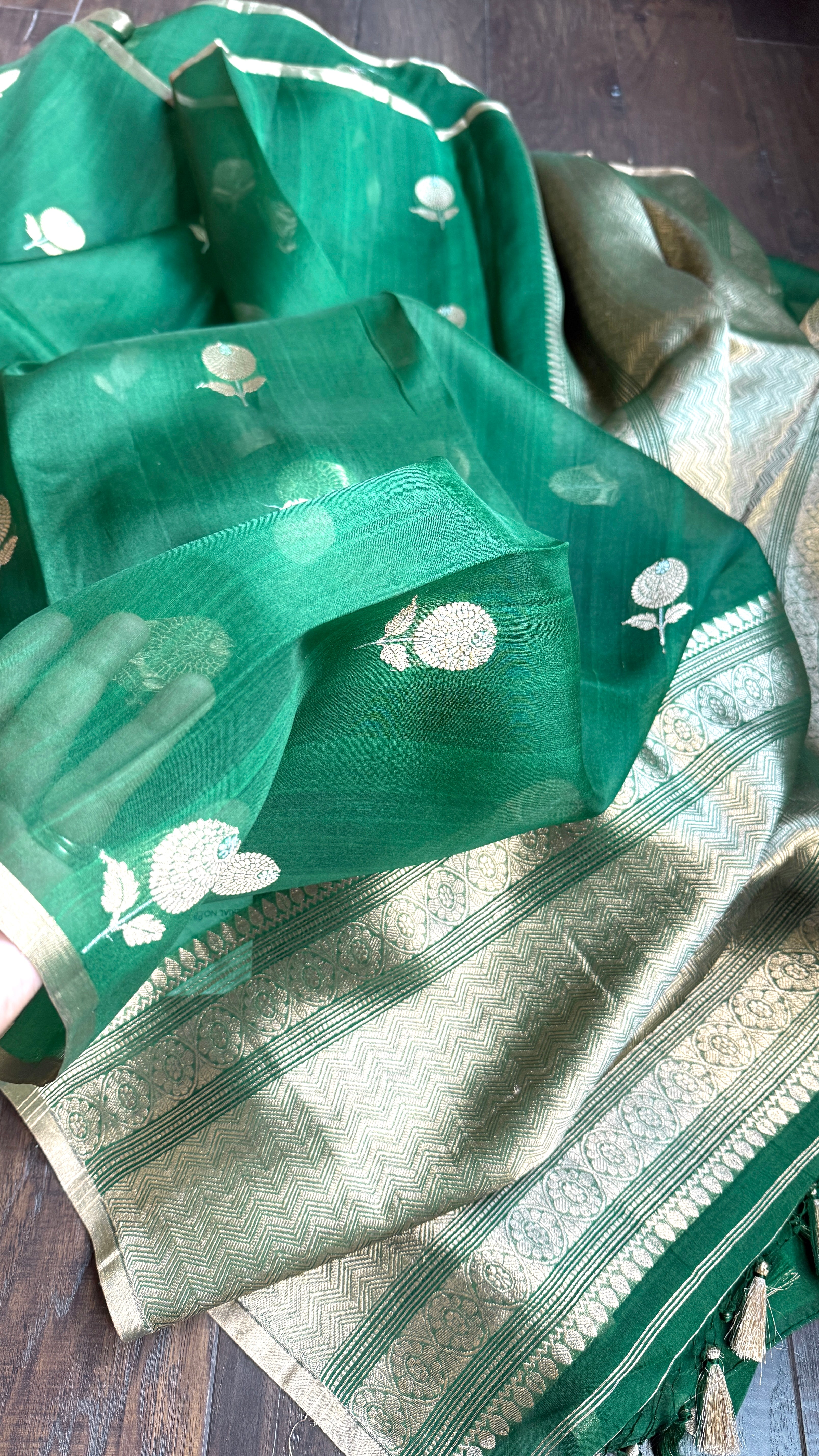 Kora Silk Banarasi - Emerald Green