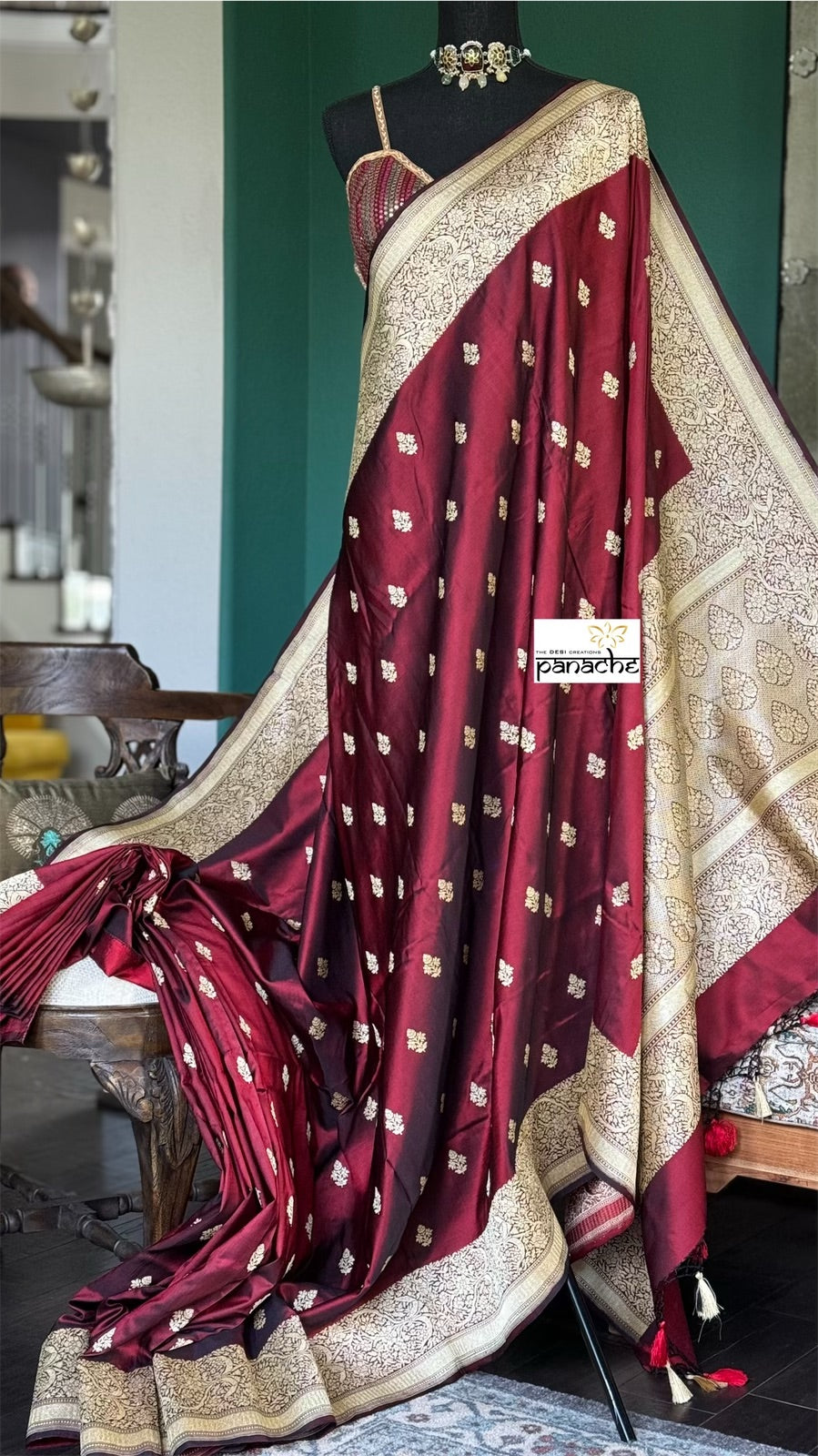 Pure Silk Katan Banarasi- Maroon Kadhua