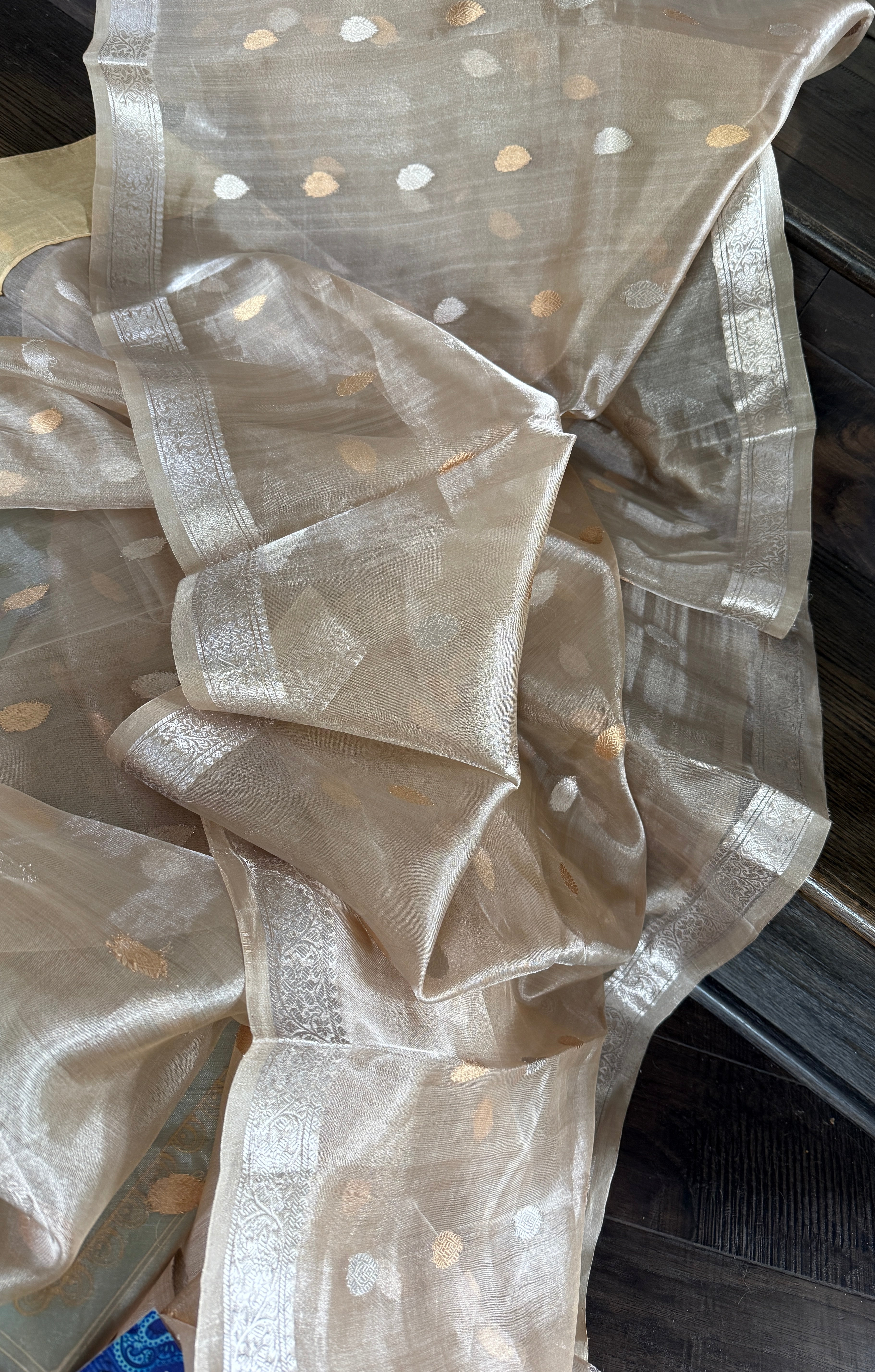 Tissue Organza Silk Banarasi - Light Tan