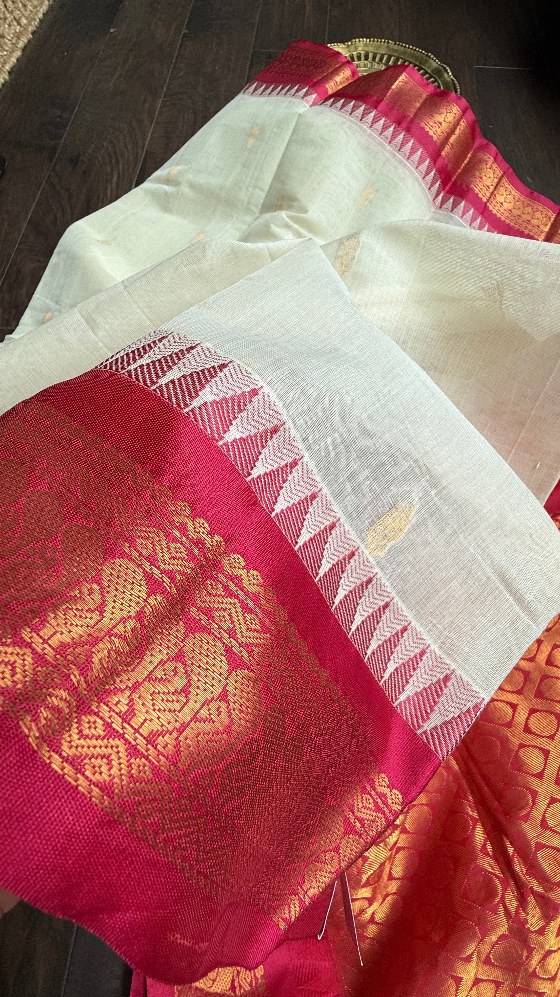 Cotton Gadwal - Beige Dark Magenta