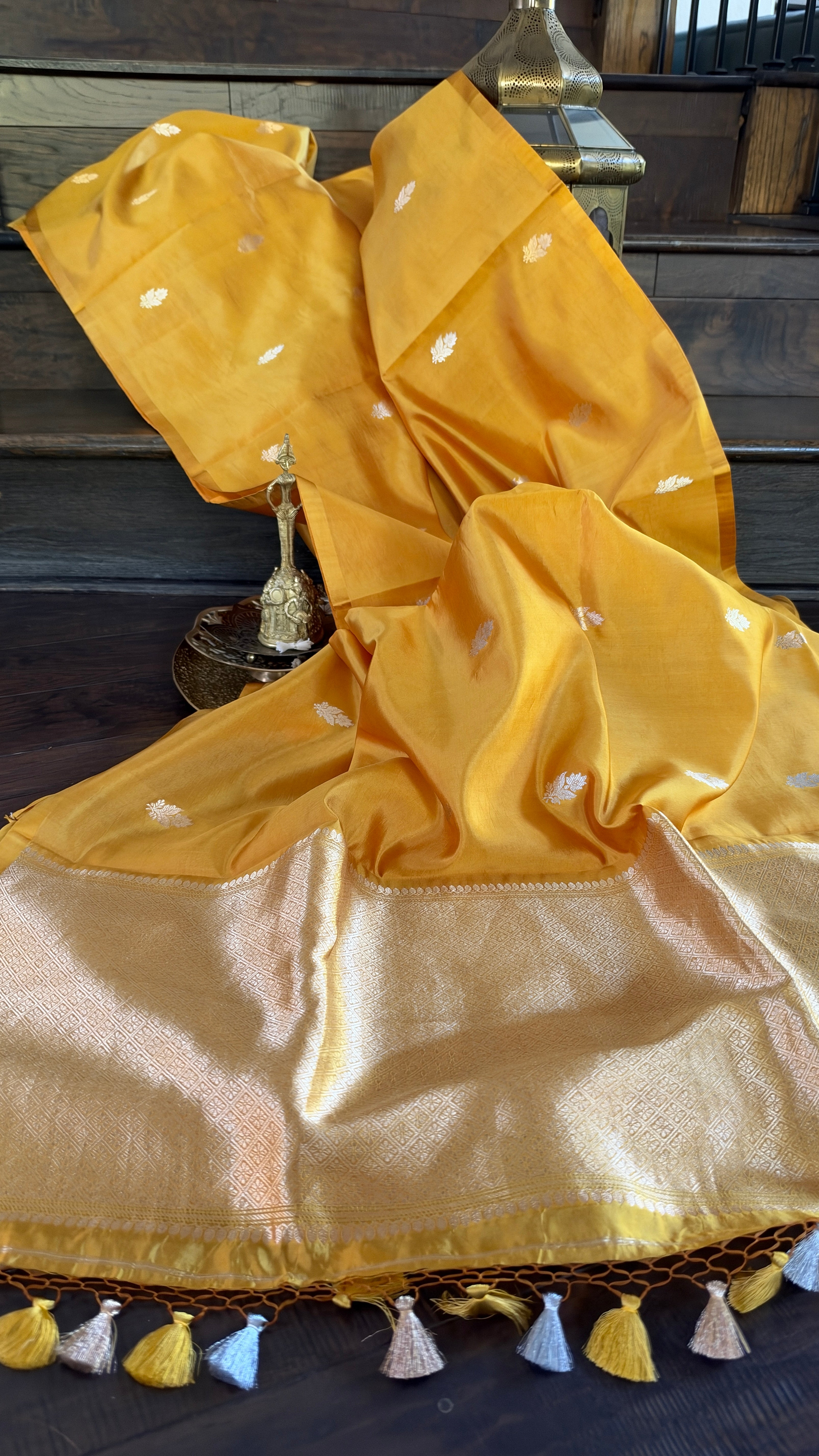 Pure Silk Banarasi Khadhua - Yellow Golden Zari