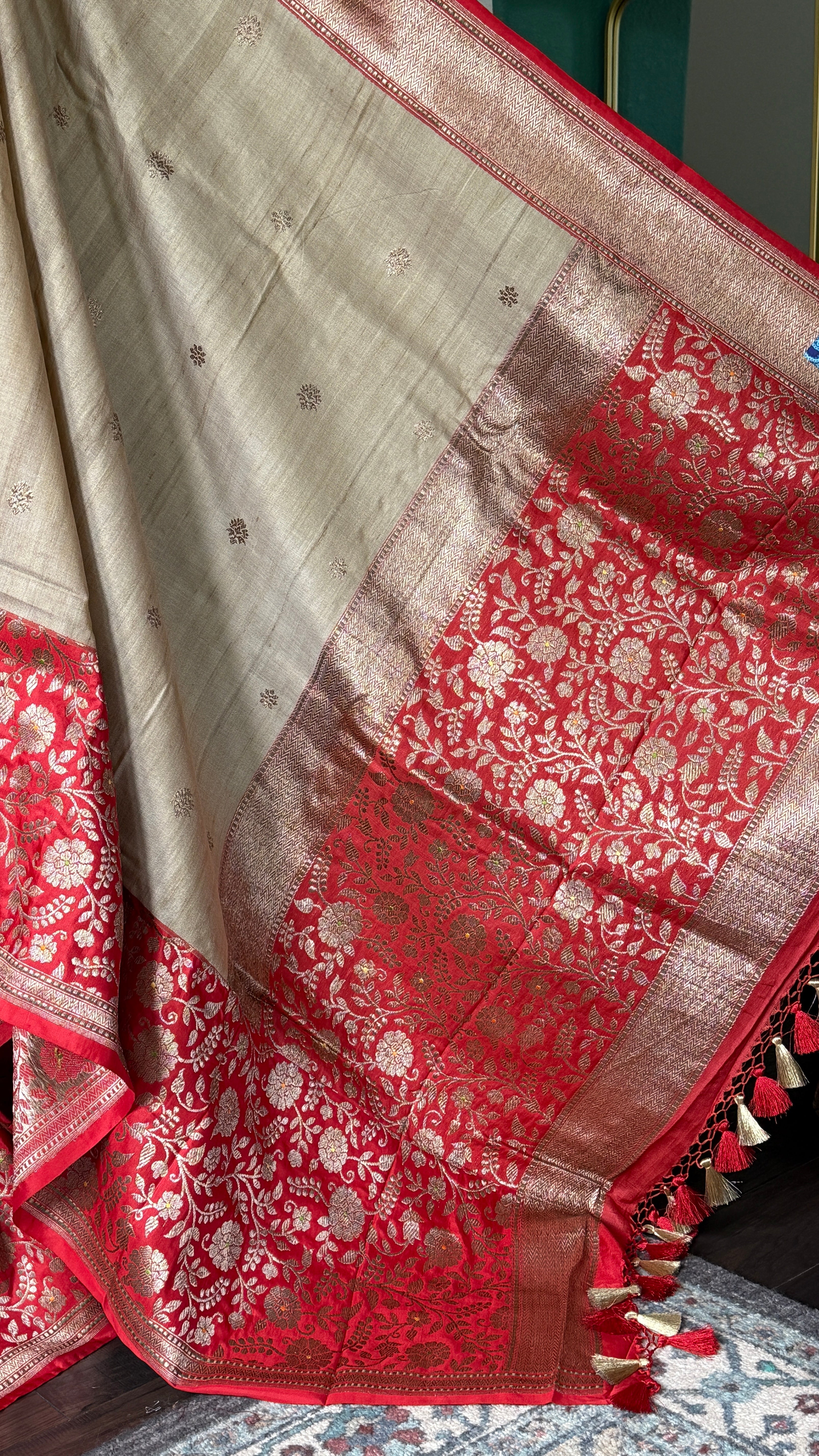 Pure Tassur Silk Banarasi - Beige Tan Red Meenakari