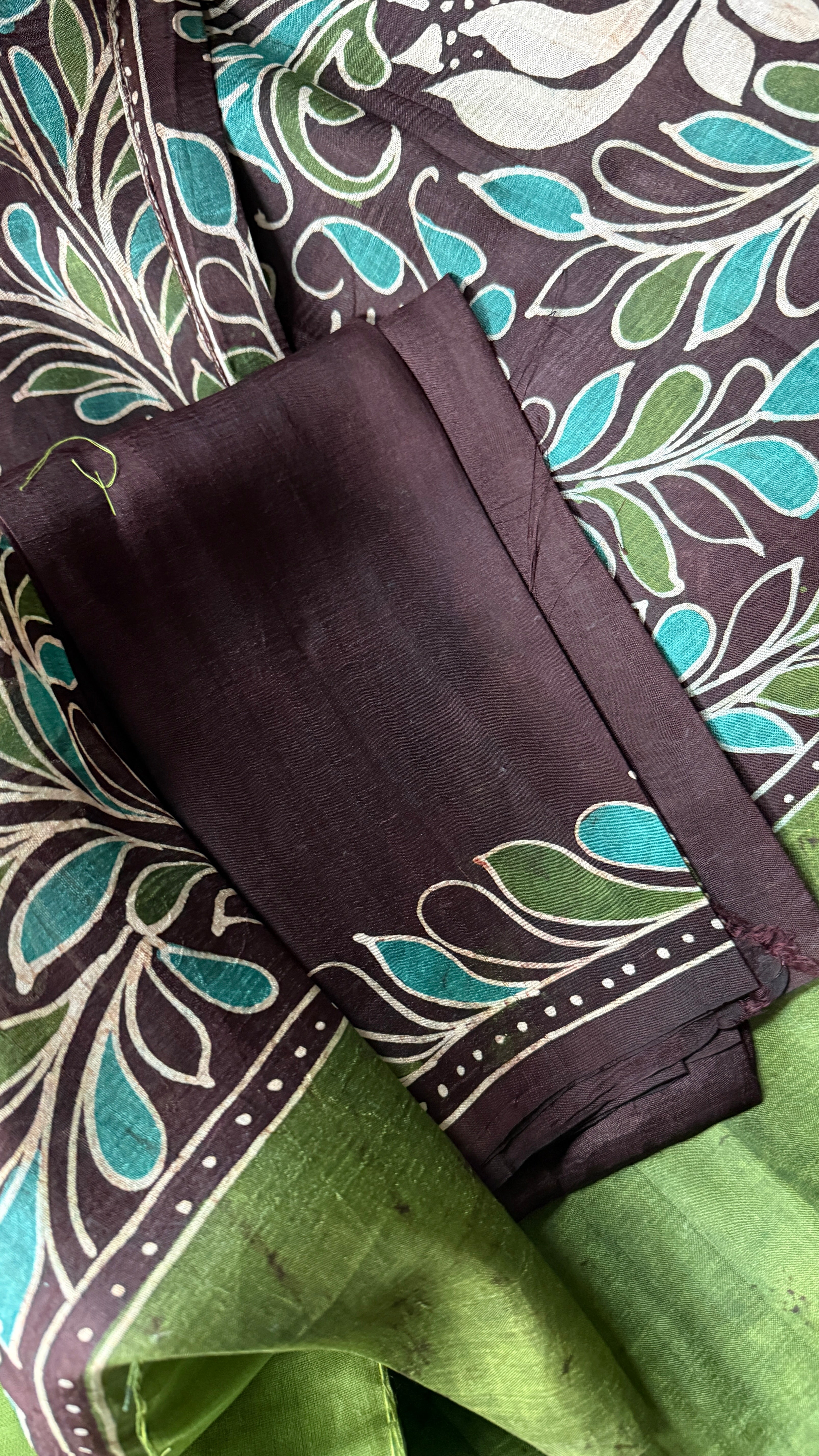 Bishnupur Silk Batik Soru Tuli -  Green Brown