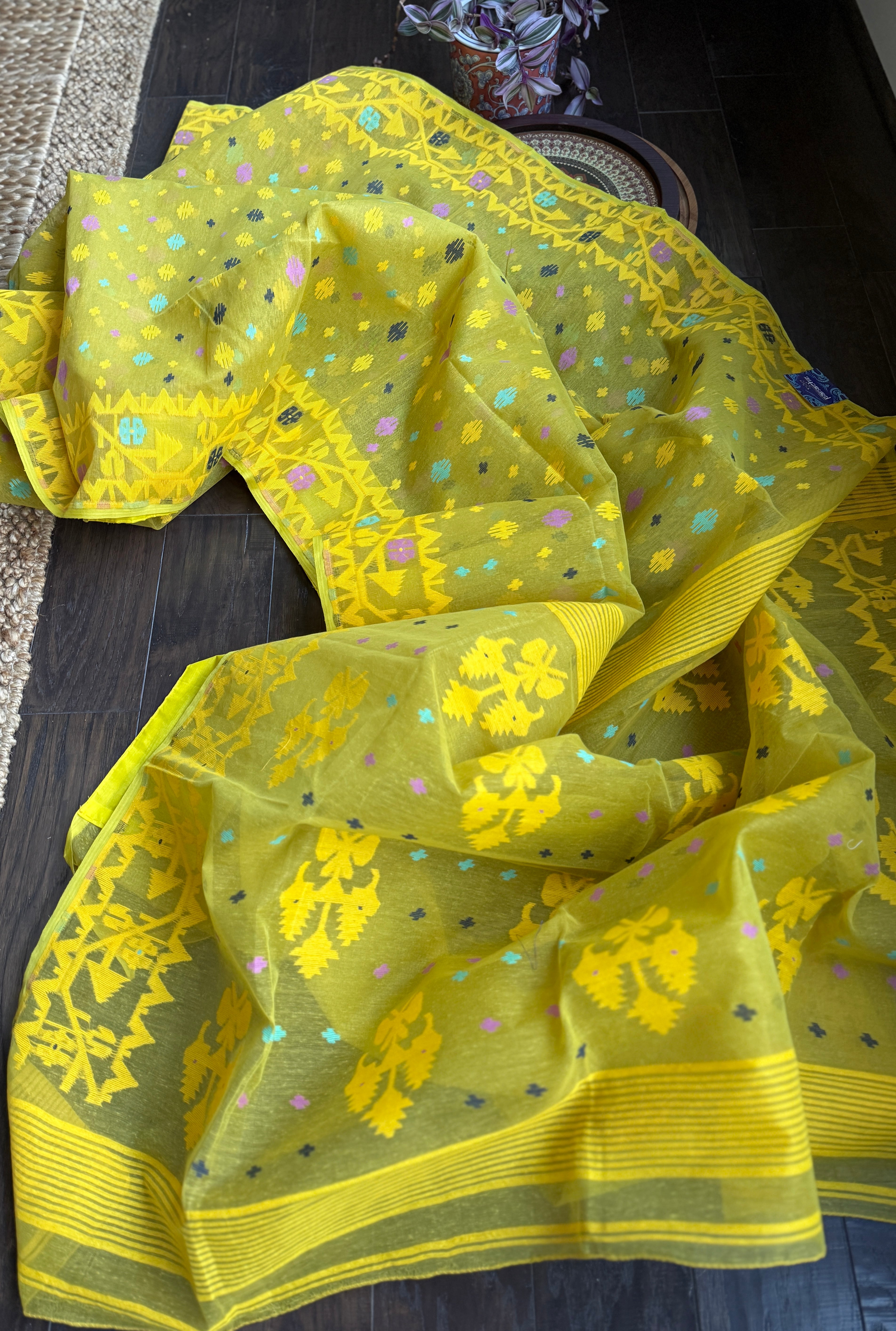 Dhakai Jamdani  - Greenish Yellow Resham  Woven