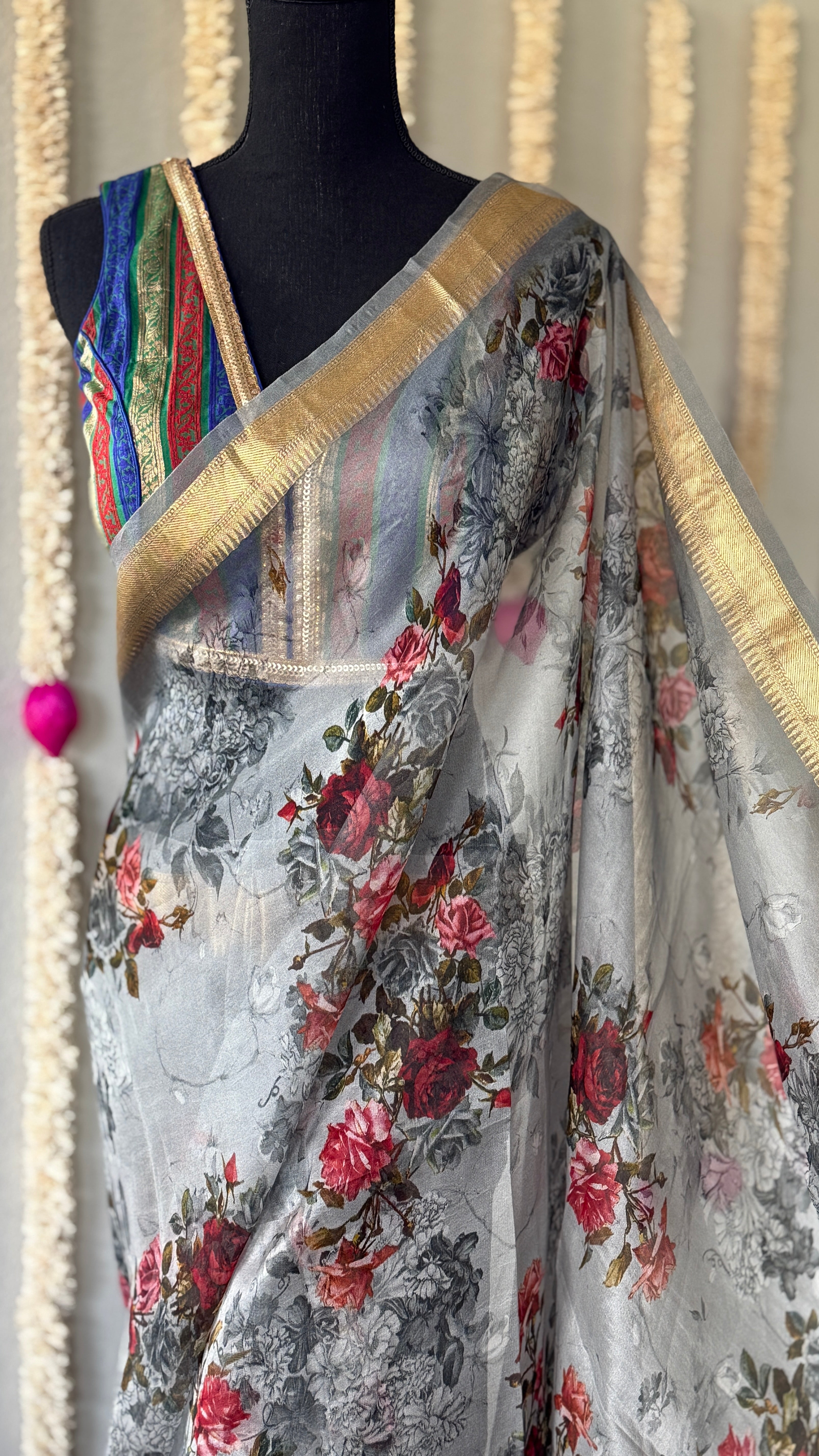 Organza Banarasi Floral - Light Grey Kadwa