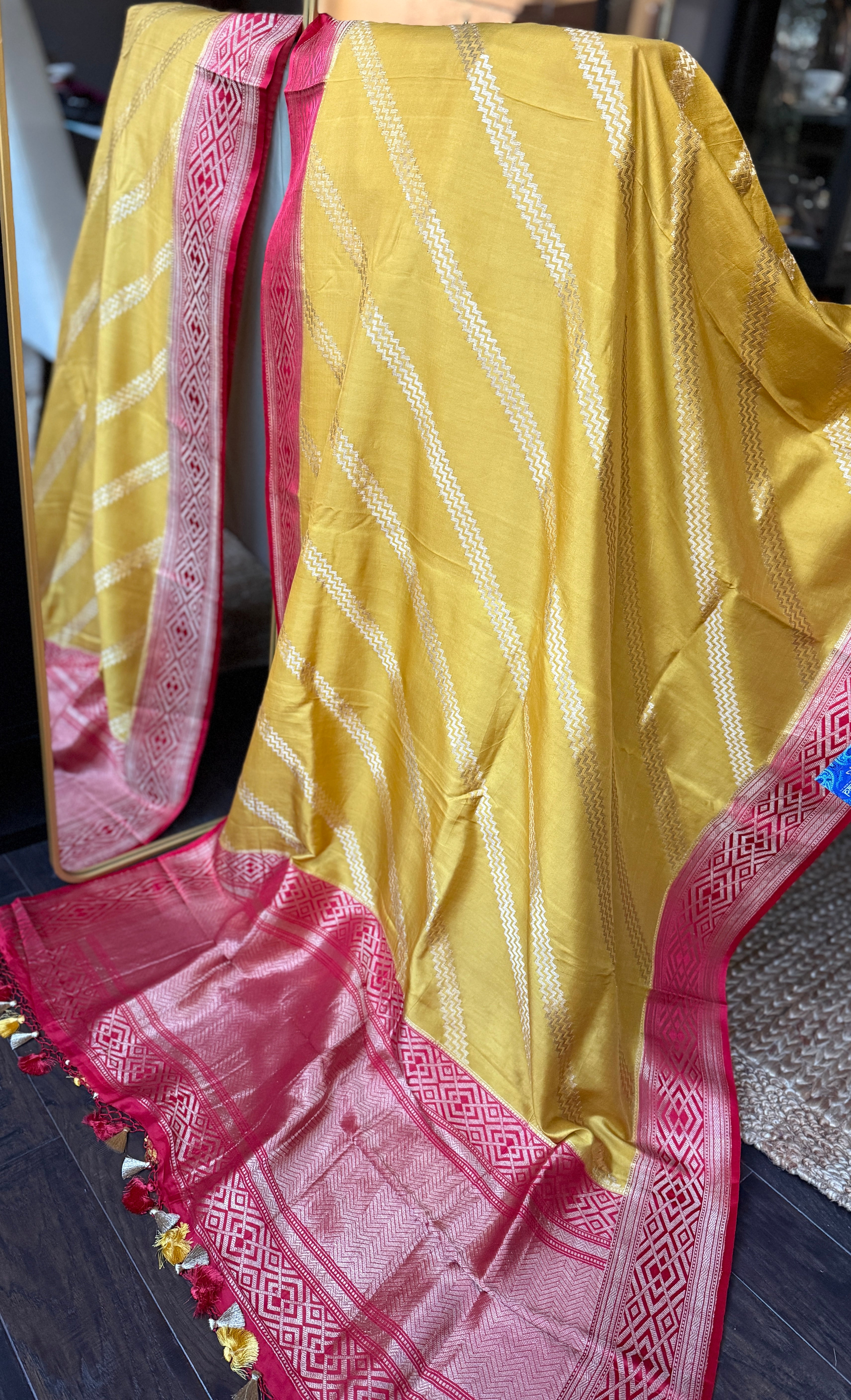 Pure Silk Katan Banarasi- Yellow Red Kadhua