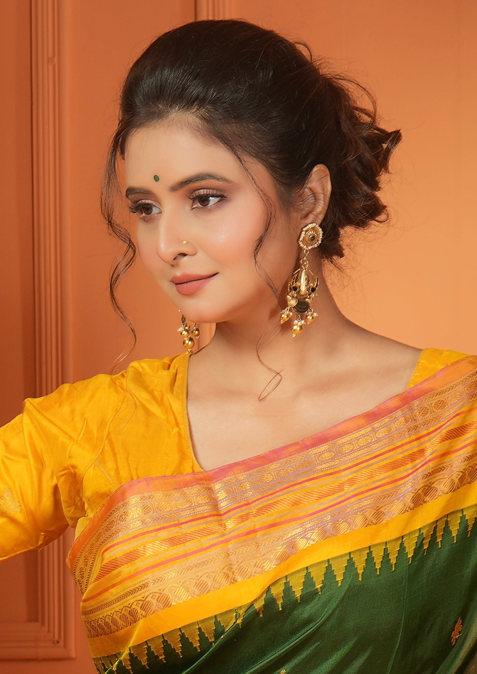 Earring 925 Silver- Statement Gold tone Dangler