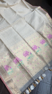 Silk Cotton Kora Banarasi - Cream Paithani Pallu