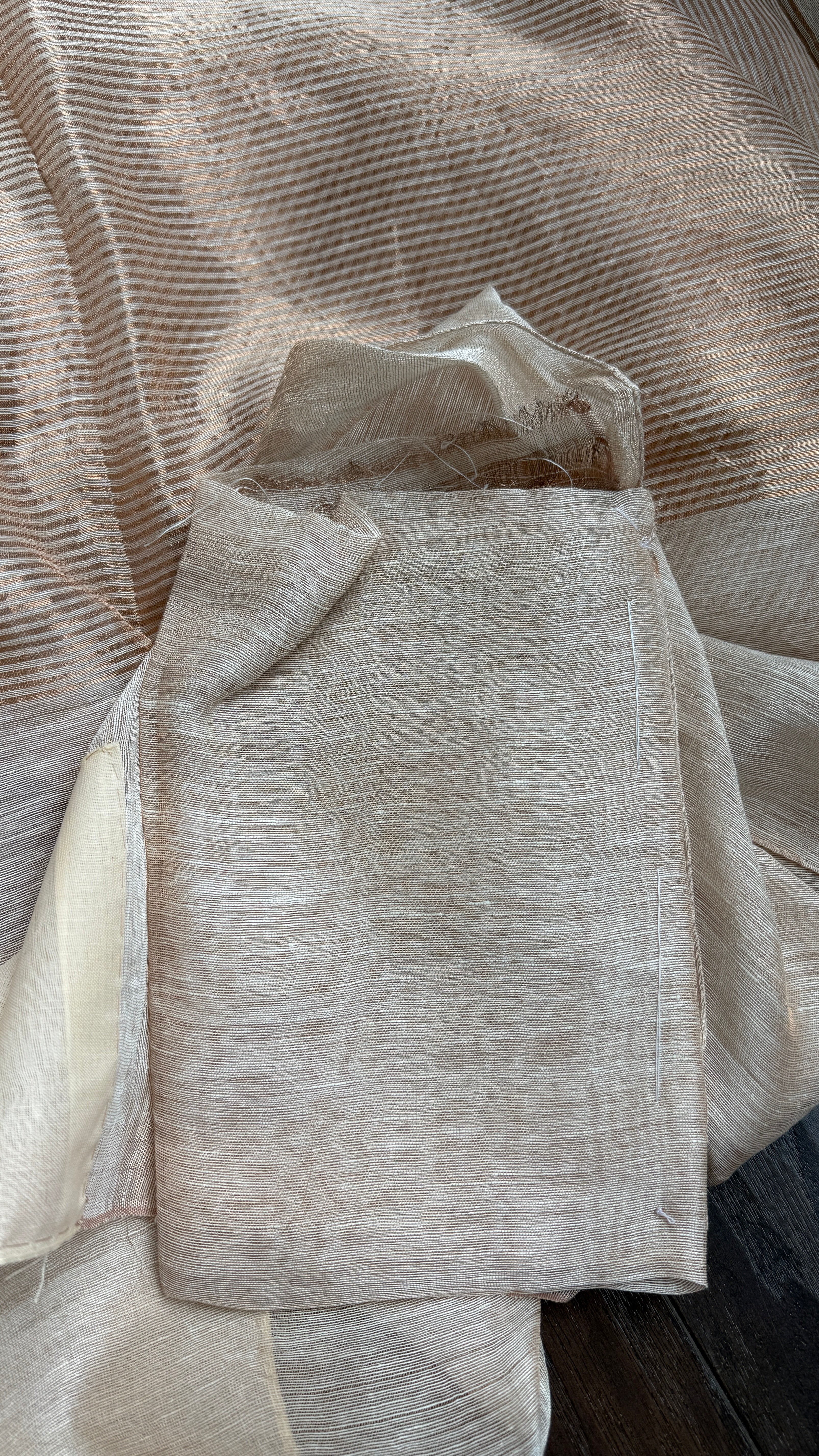 Linen Silk Borderless - Light Peach Dust
