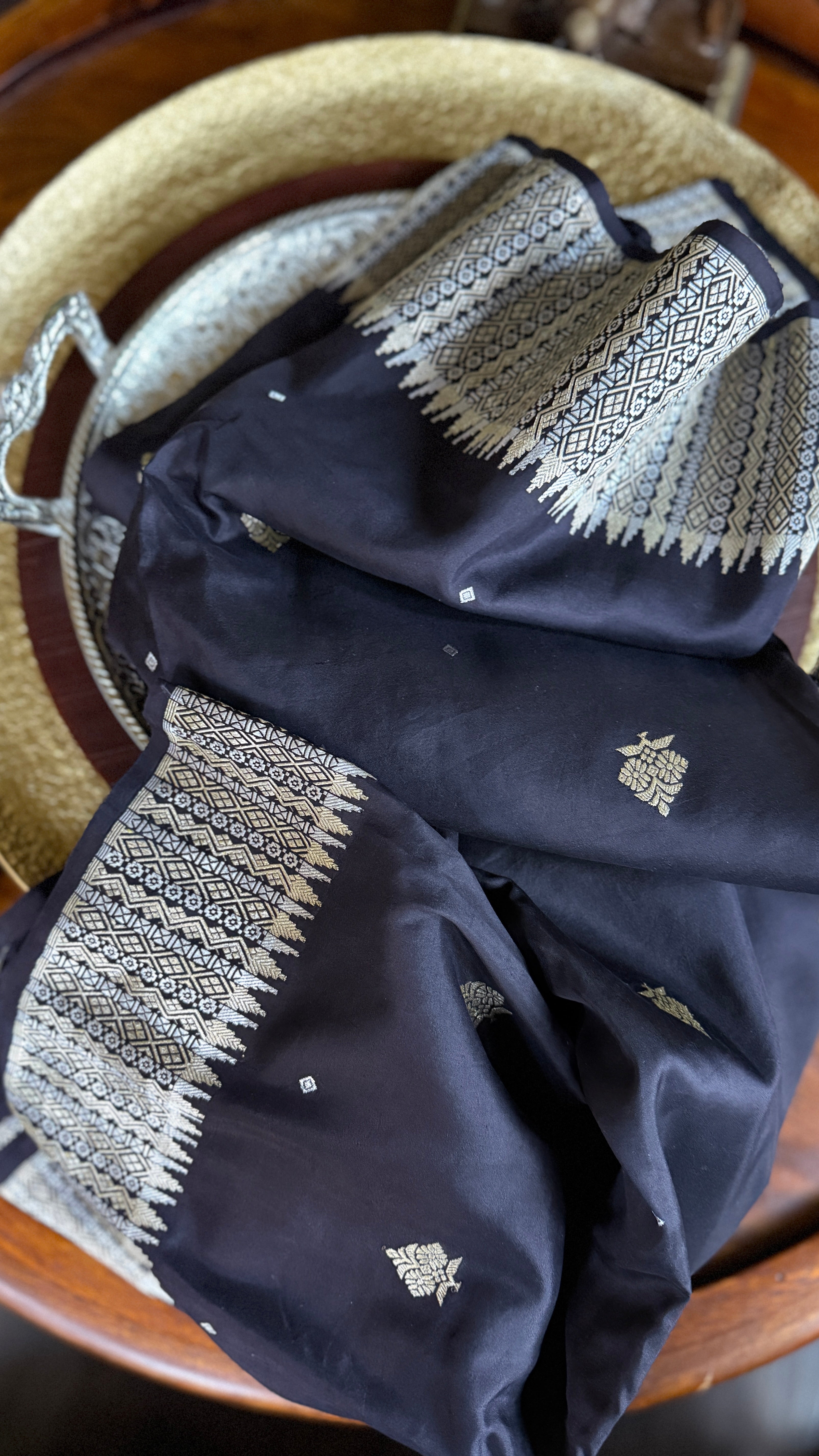 Exclusive Pure Katan Silk Kadhua Banarasi - Black