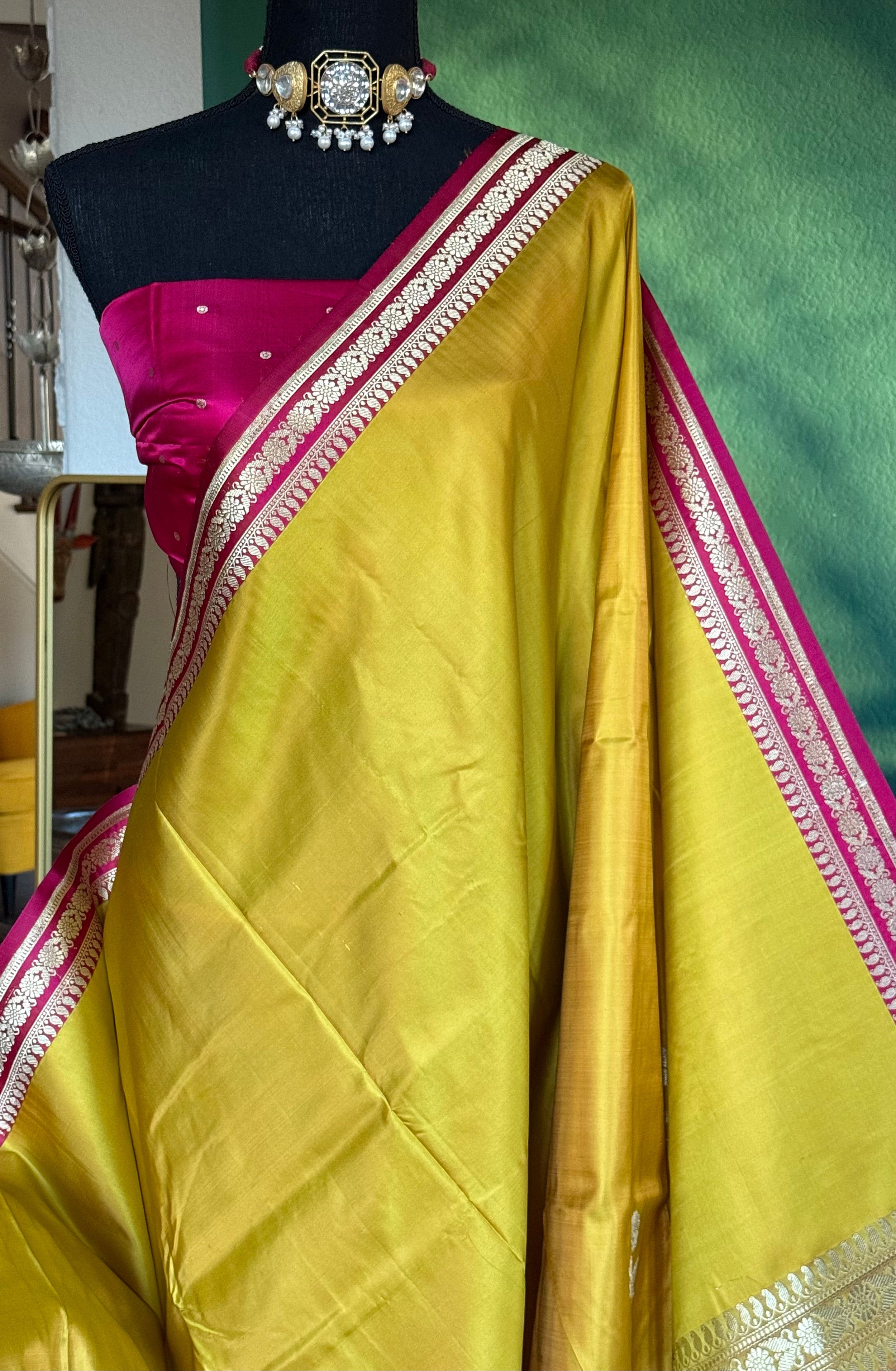 Pure Silk Mashru Banarasi- Yellow Magenta Pink Red