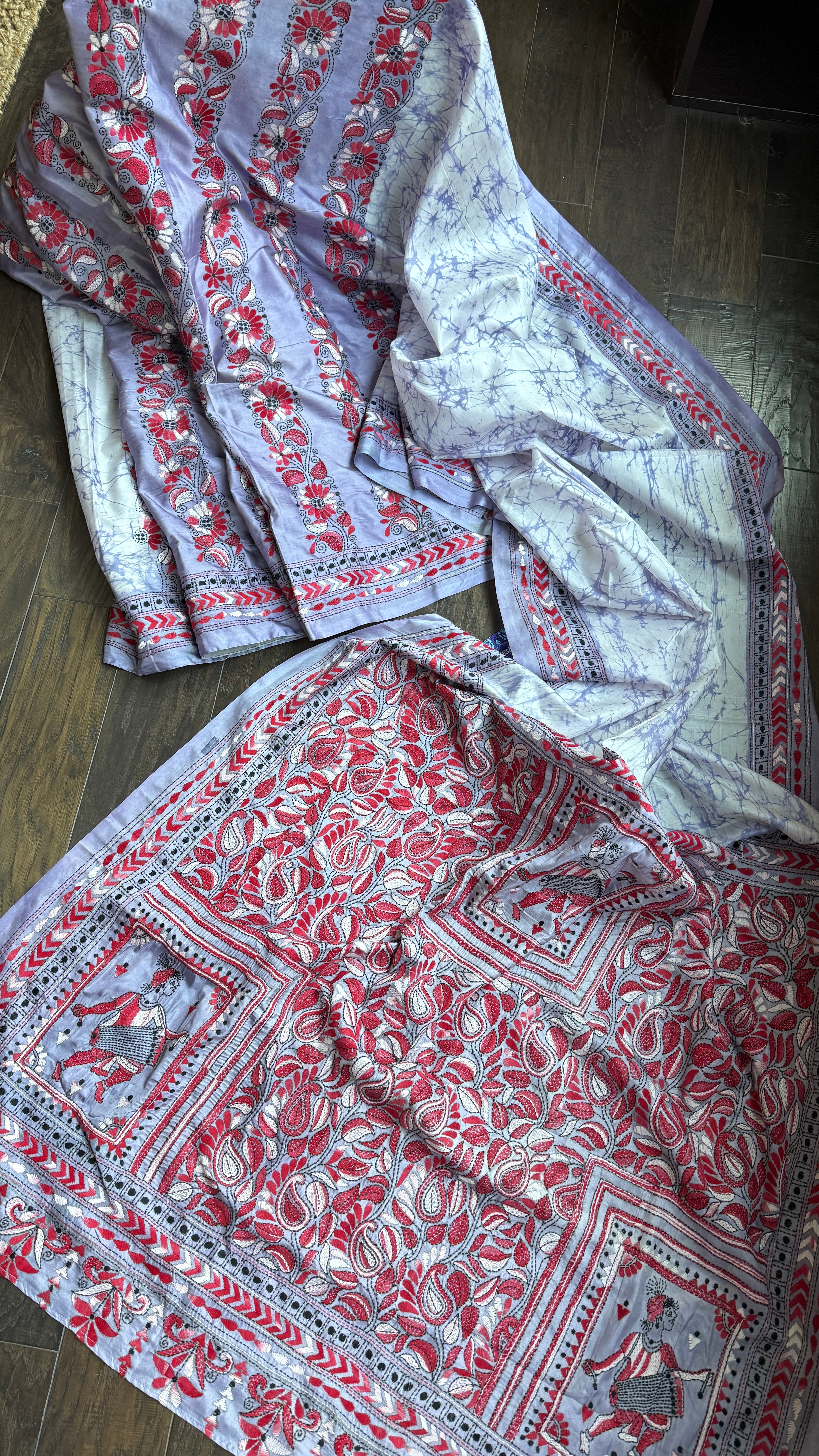 Bangalore Batik Kantha Silk -  White Violet Red Patli Pallu