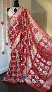 Bandhej Khaddi Georgette Banarasi - Red Gharchola