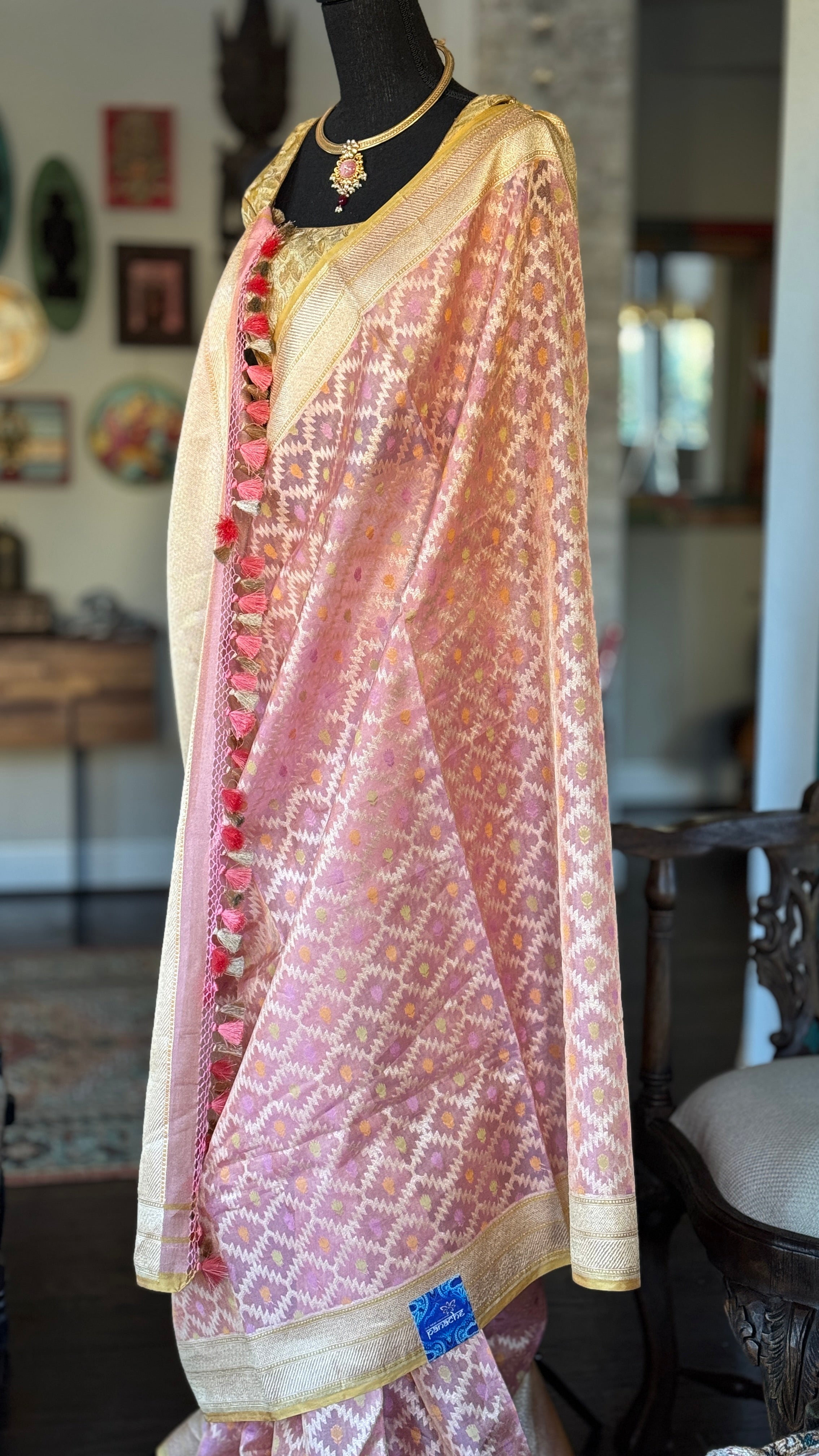 Pure Tissue Kora Silk Jamdaani Banarasi - Pink Golden Antique Zari