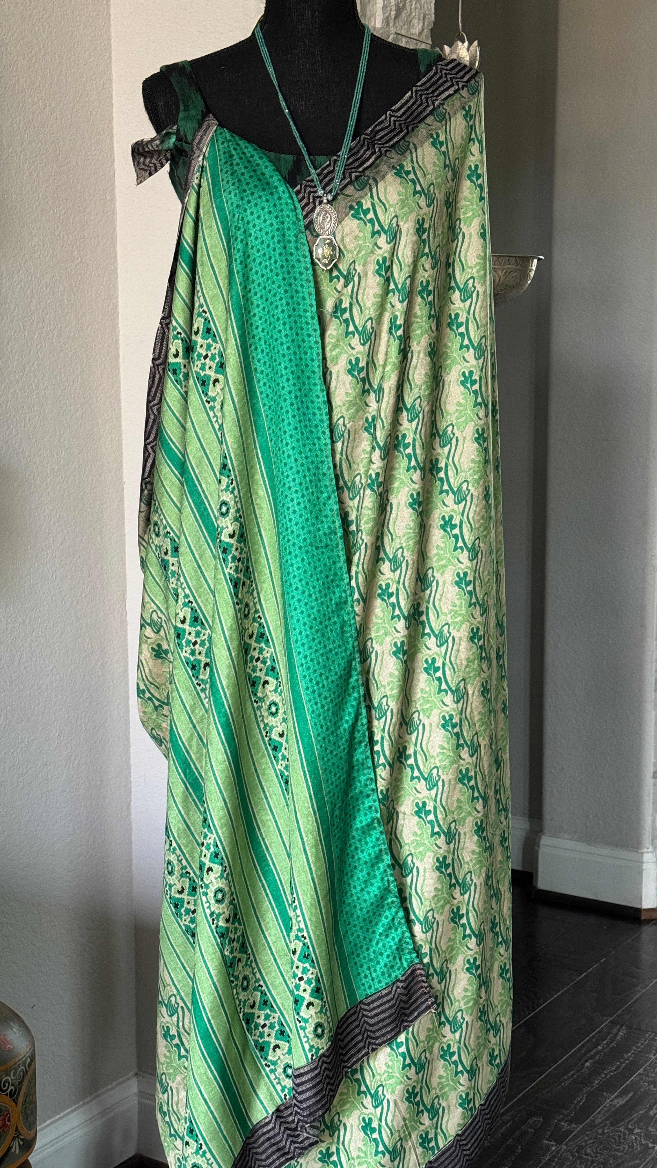 Pashmina Silk - Green floral design