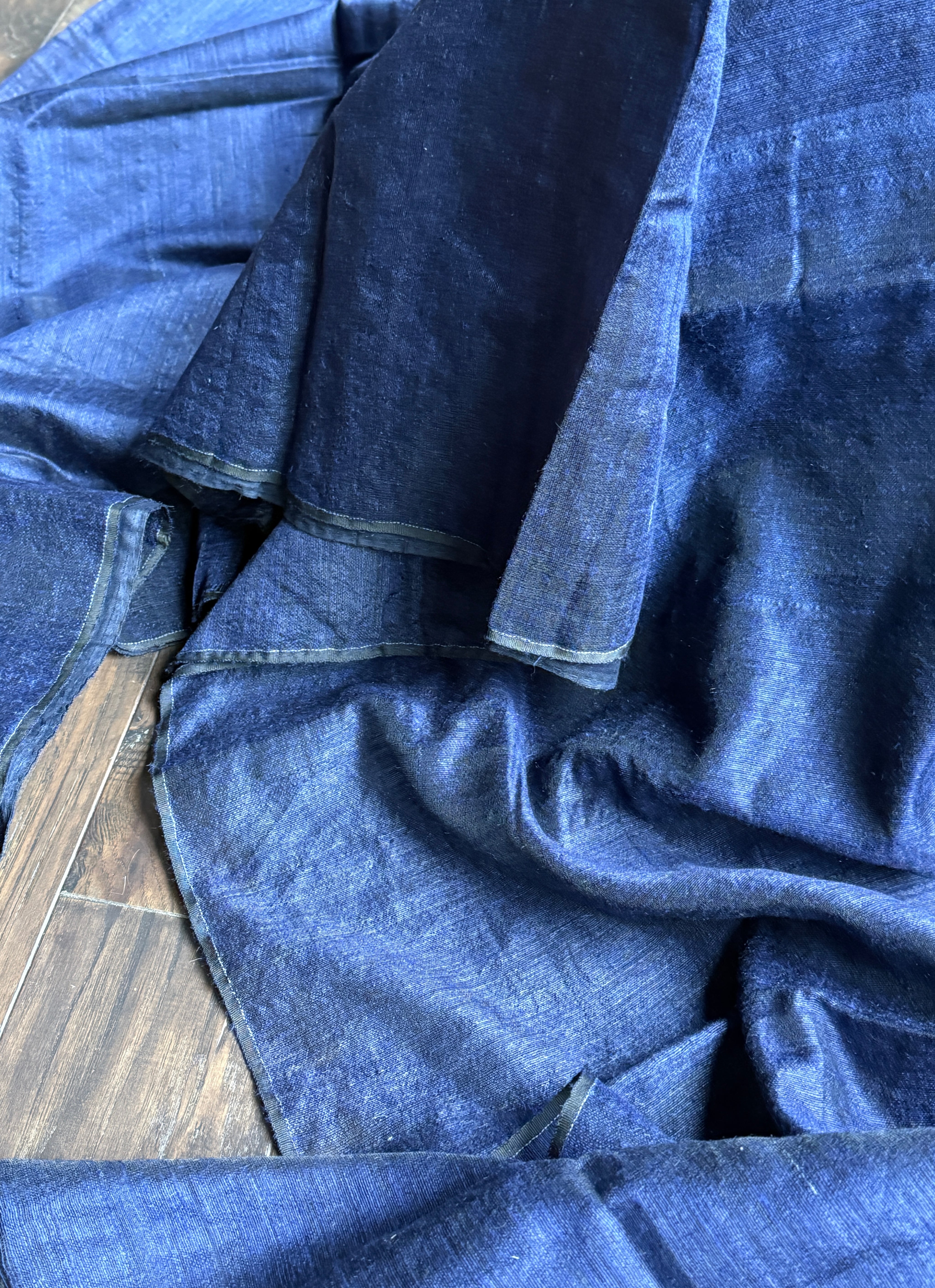 Linen Silk Borderless - Navy Blue