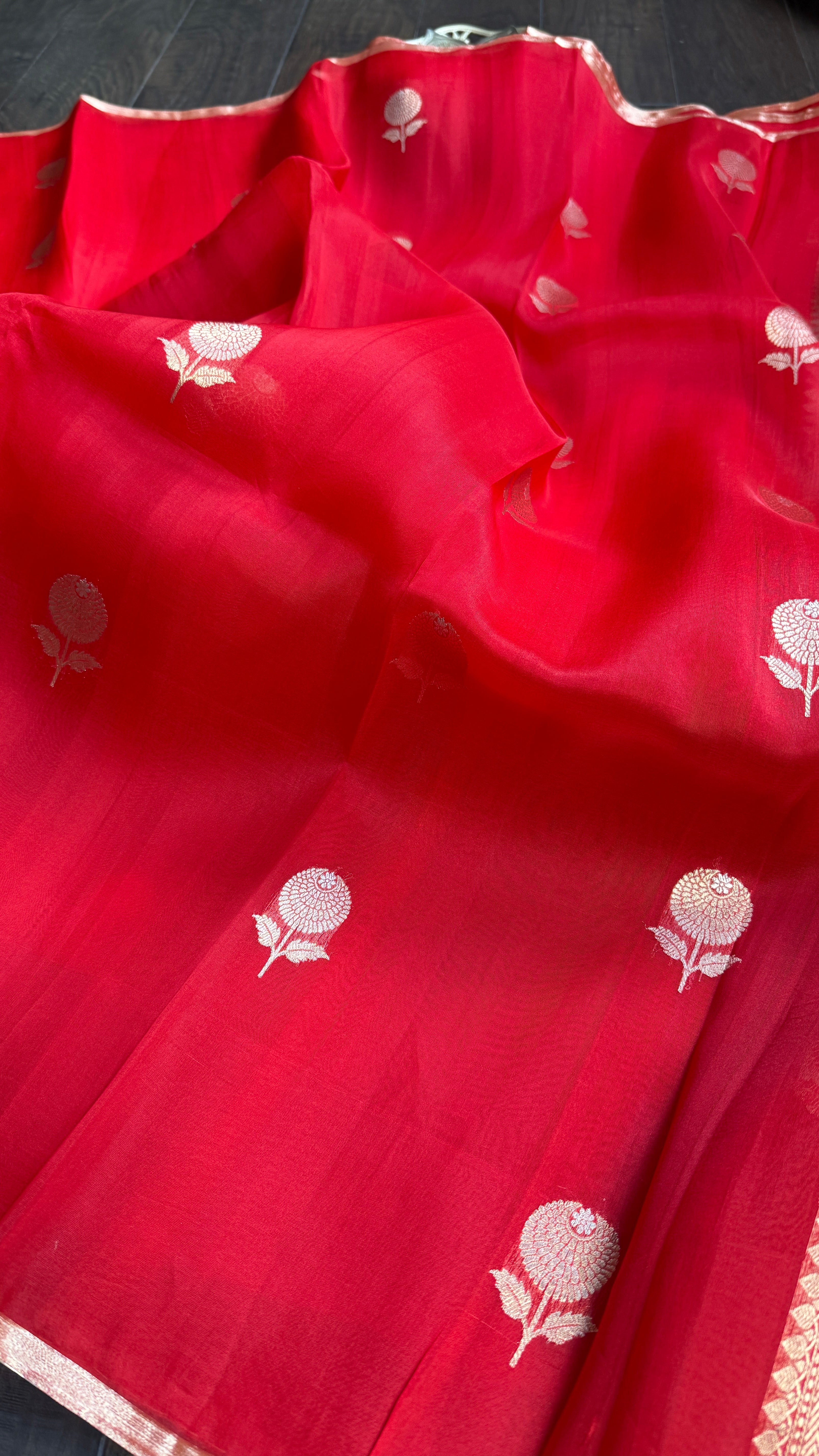 Kora Silk Banarasi - Red