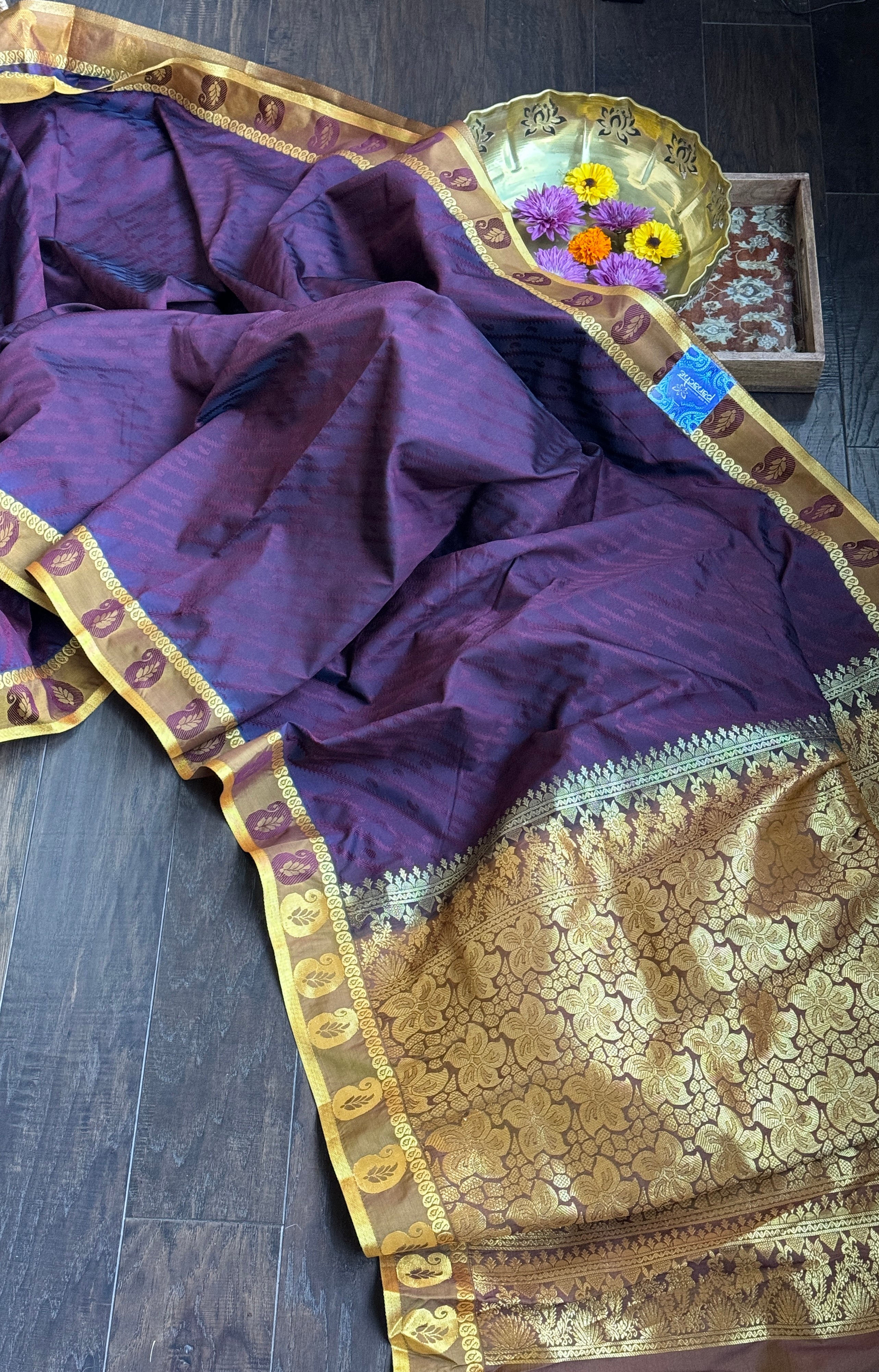 Soft Silk Kanjivaram - Wine color Tanchoi Golden Zari