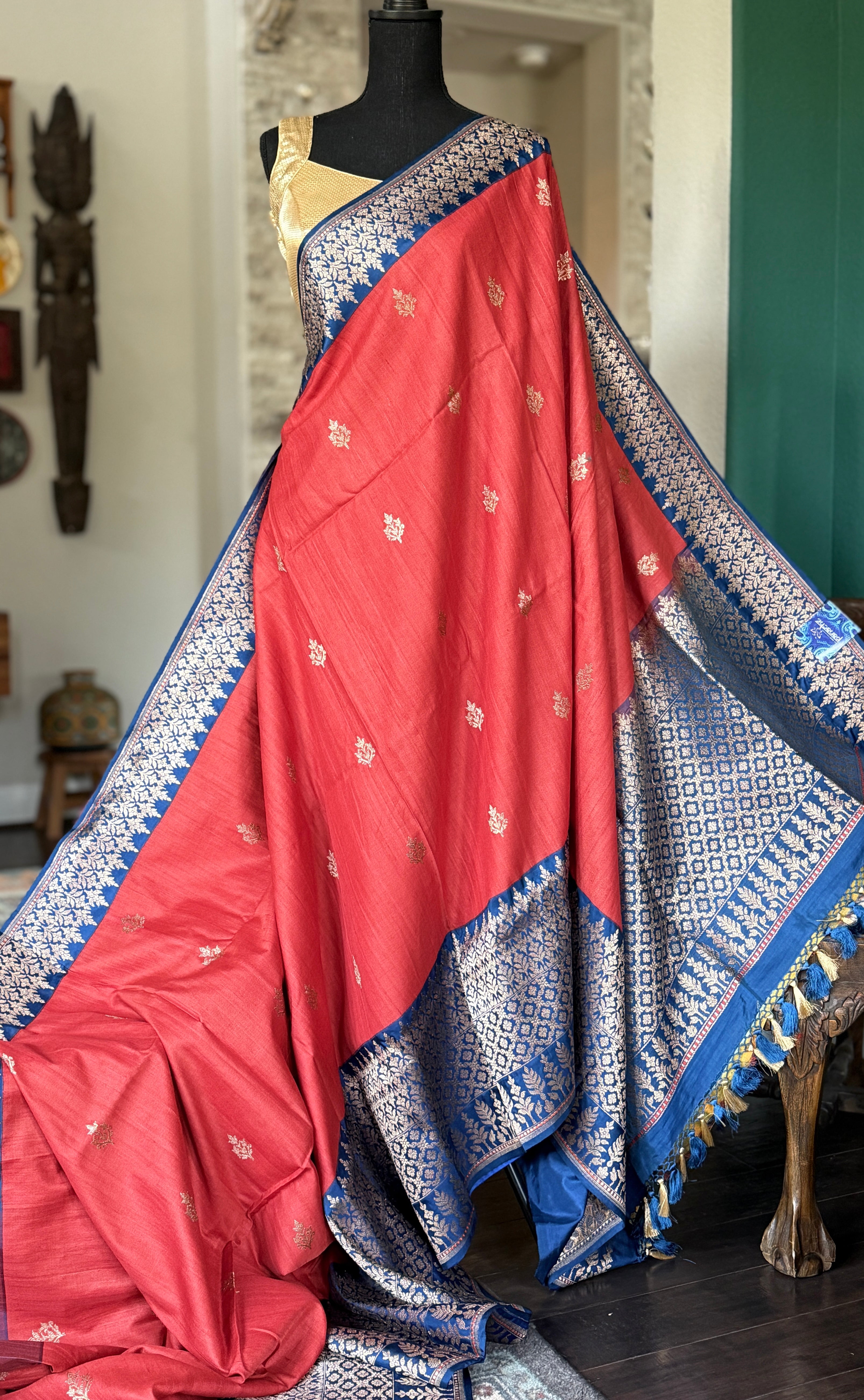 Pure Tassur Silk Banarasi - Red Blue