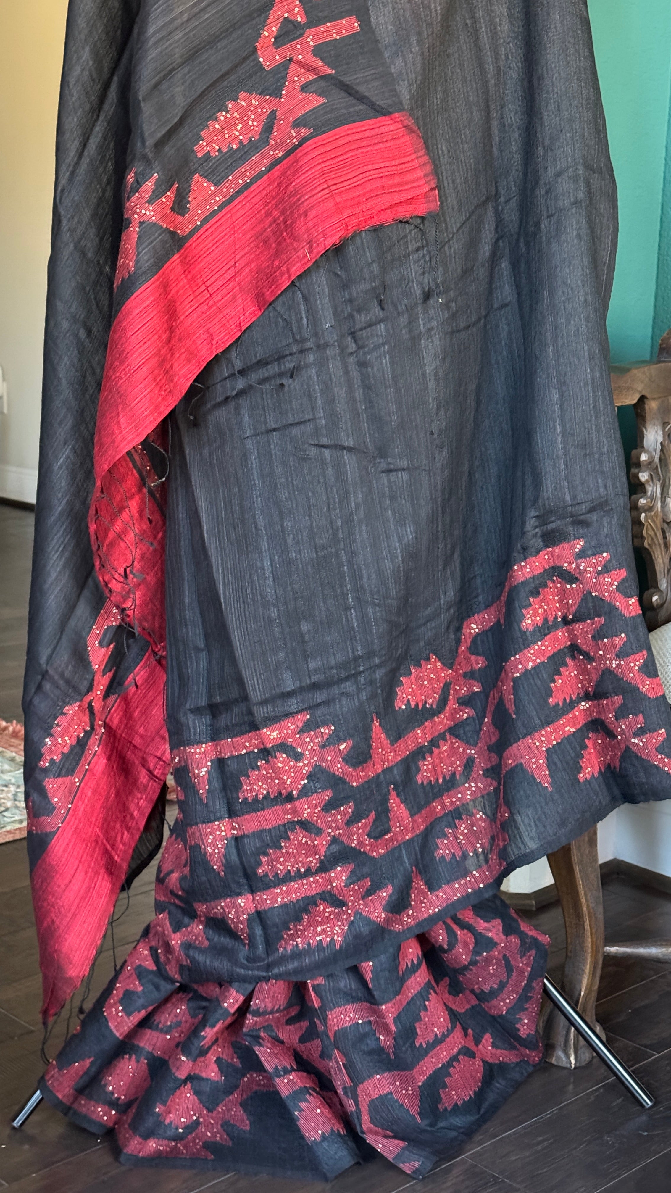 Designer Pure Matka Silk Jamdaani Sequin - Black Red