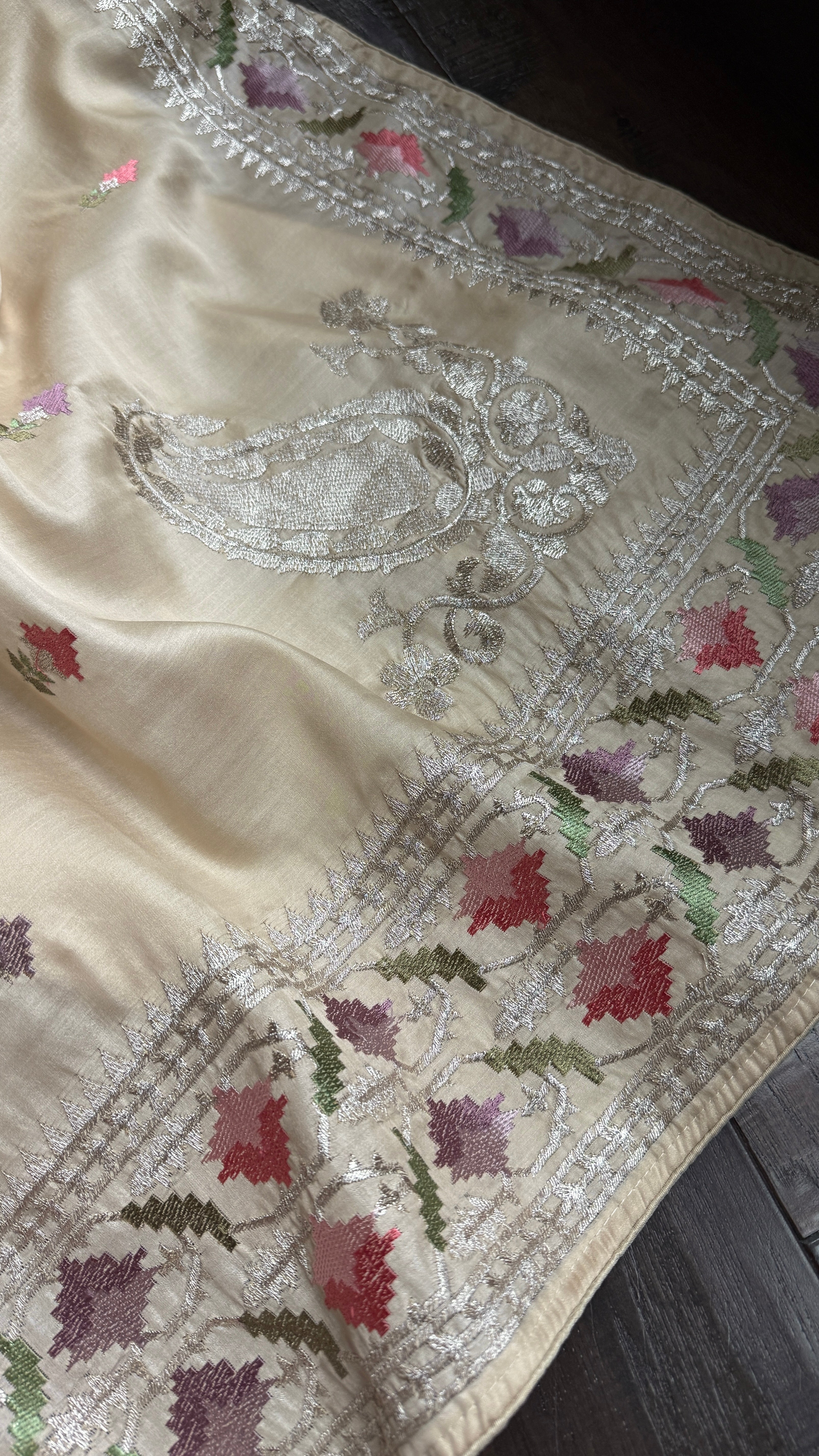 Designer Soft Silk Paithani - Beige Embroidered