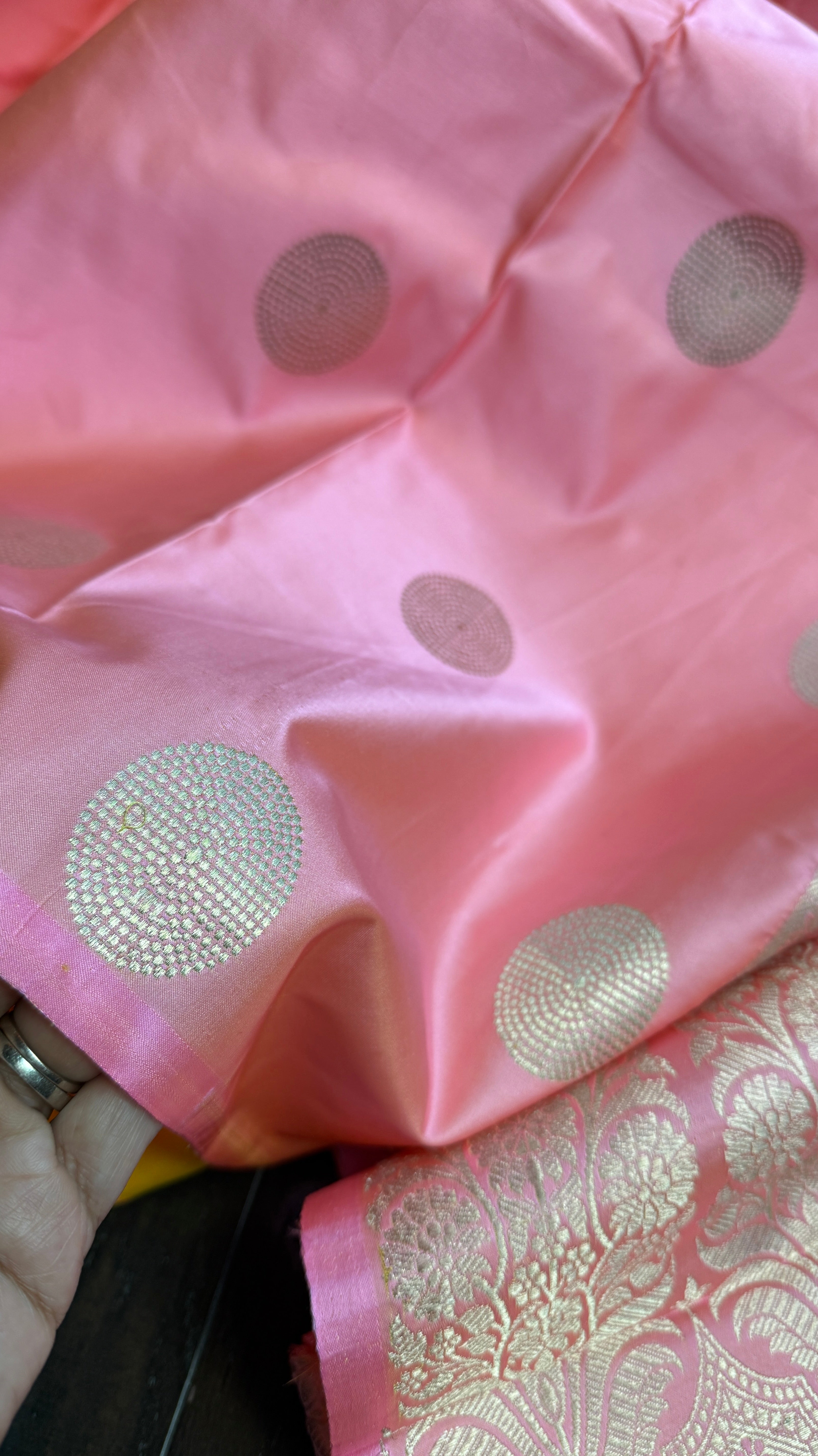 Pure Silk Mashru Banarasi- Baby Pink Dual Shaded