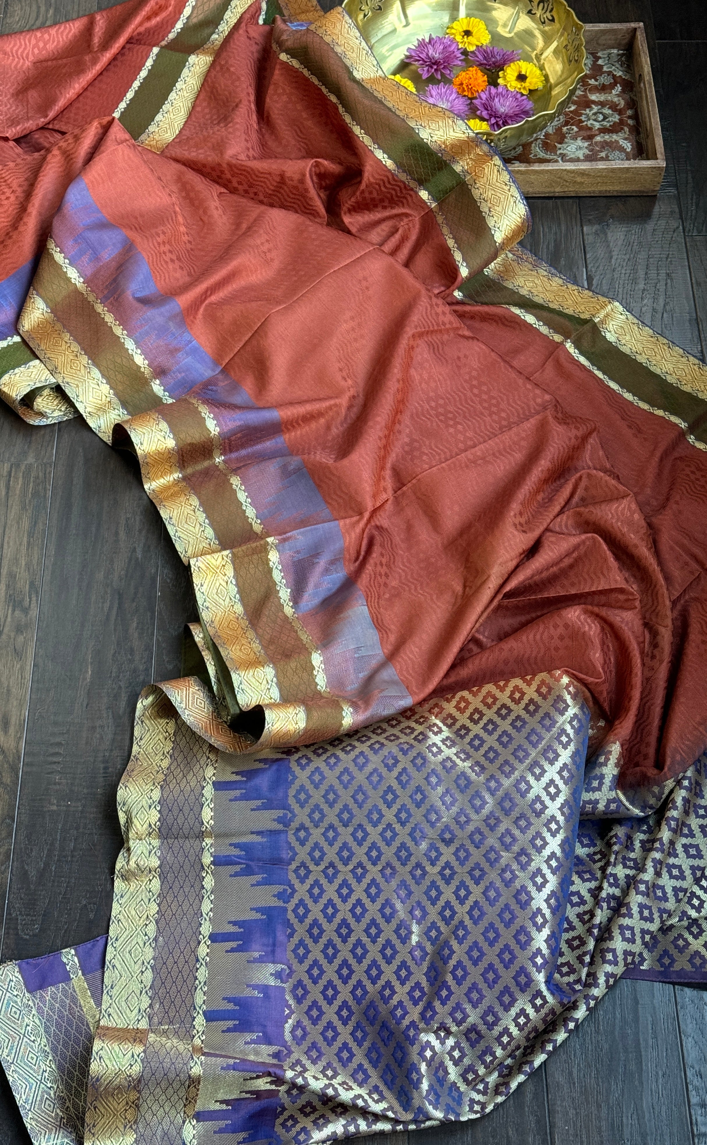 Soft Silk Kanjivaram - Rust Tanchoi Golden Zari