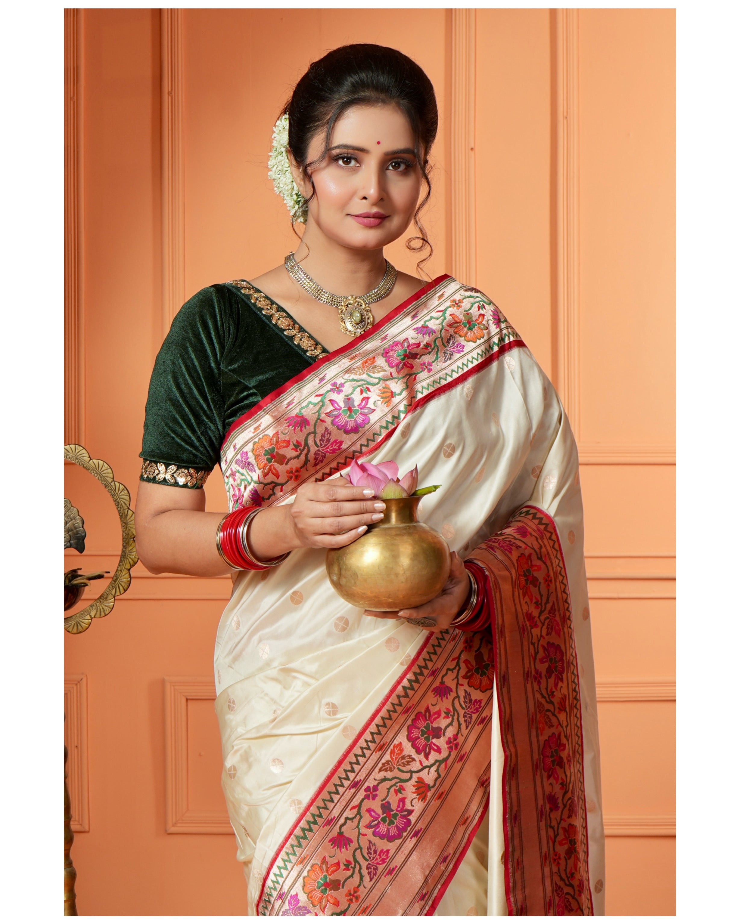 Pure Silk Paithani Banarasi- Cream Red