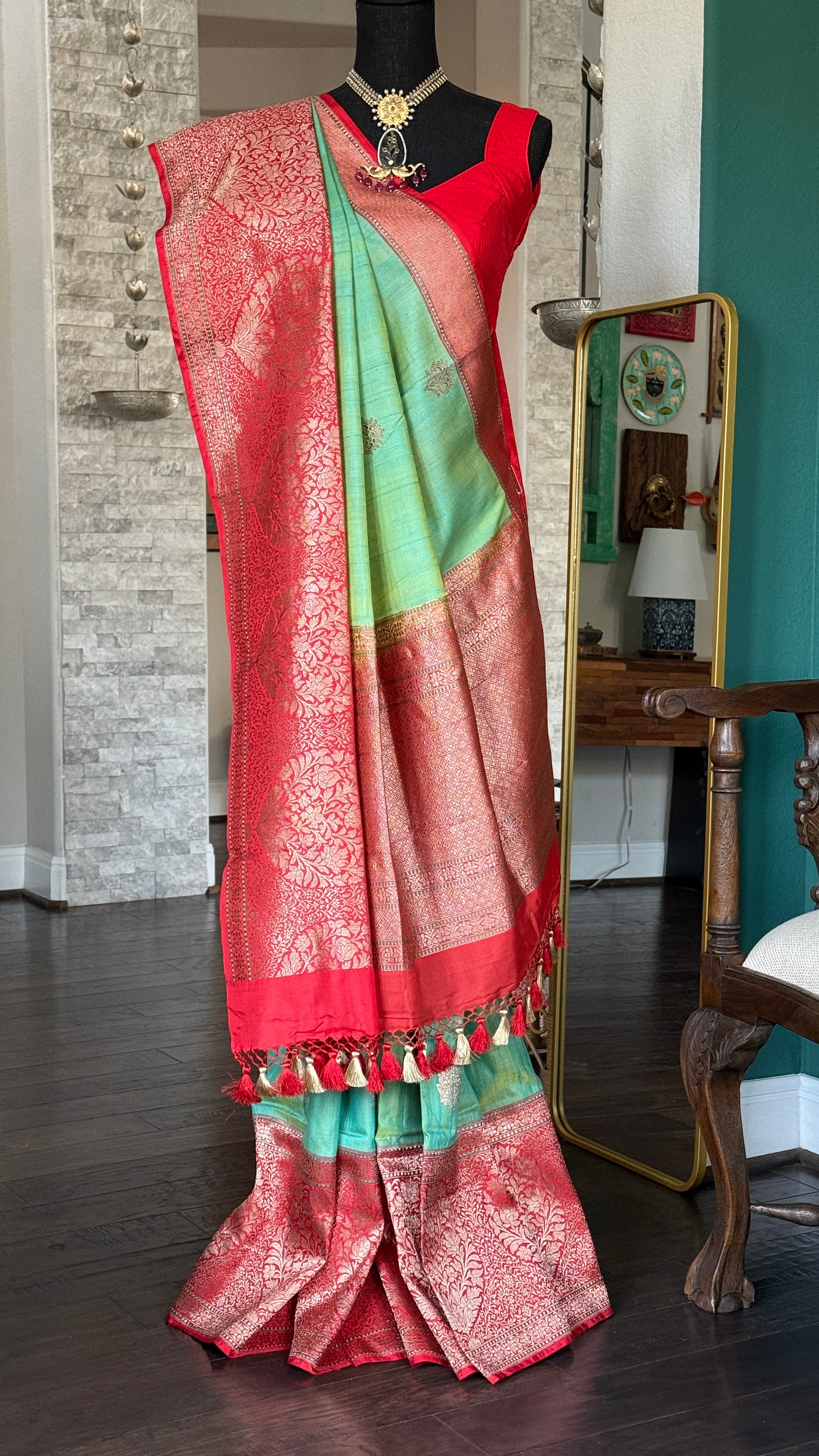 Pure Tassur Silk Banarasi - Sea Green Red