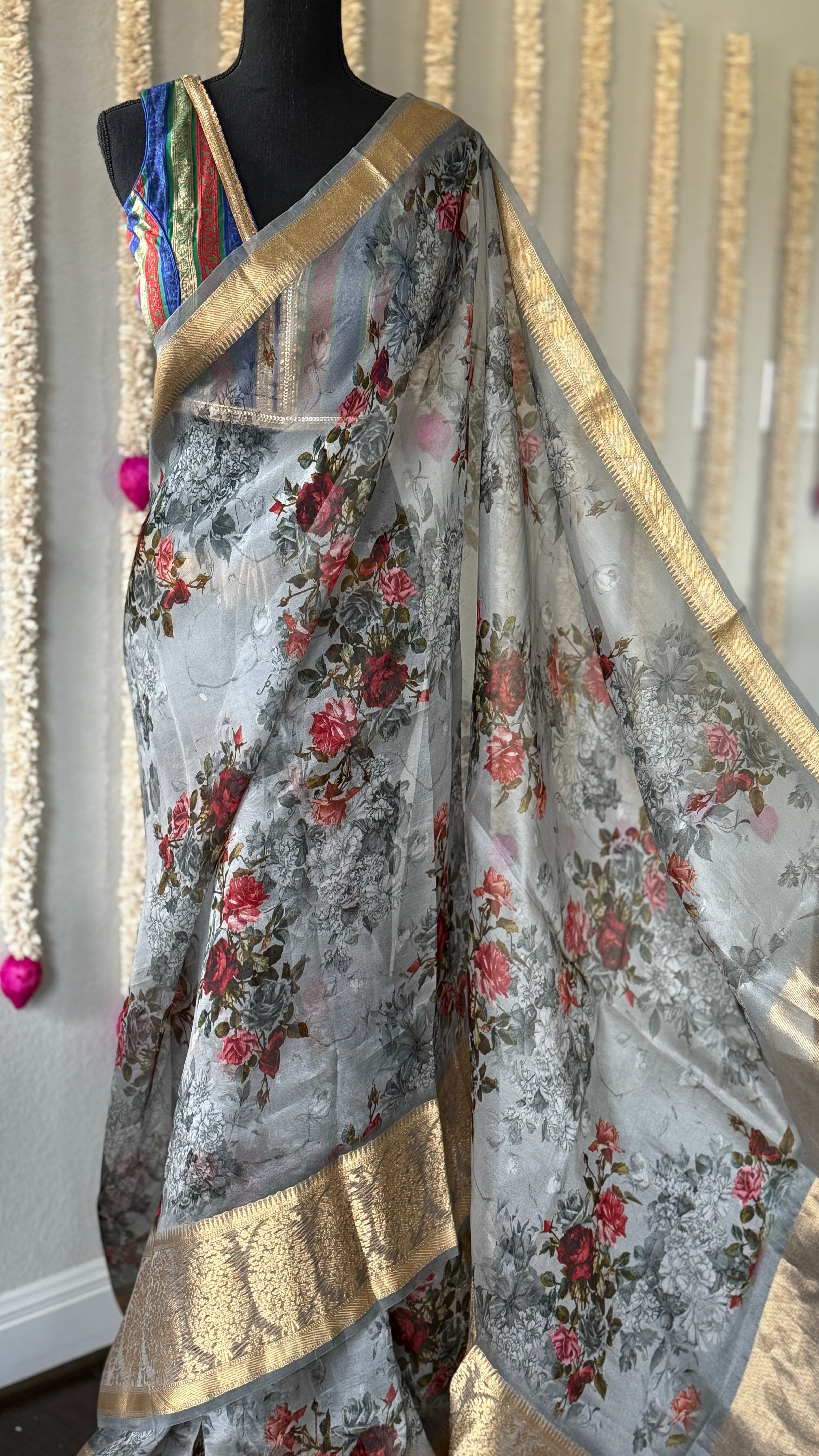 Organza Banarasi Floral - Light Grey Kadwa