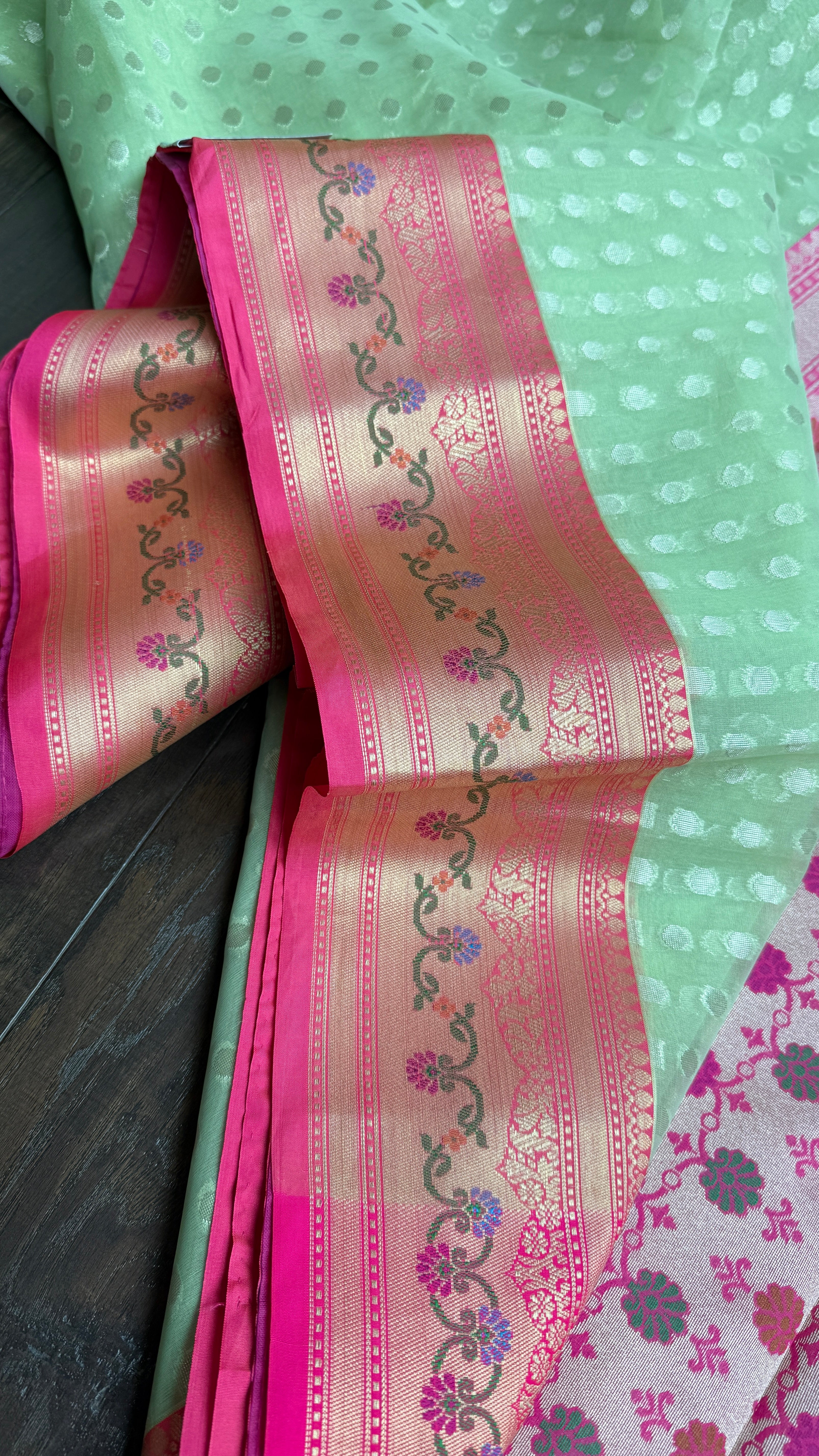 Kora Silk Banaras Chanderi - Pista  Green Paithani