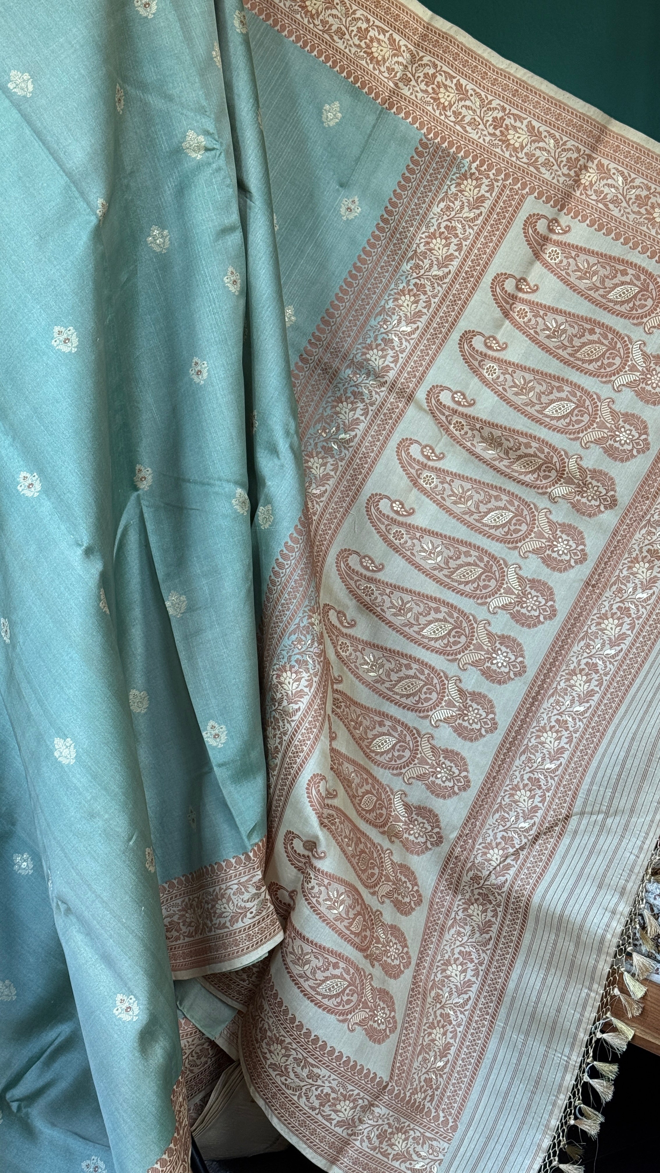 Tussar Silk Baluchari Banarasi - Light Grey Green Woven