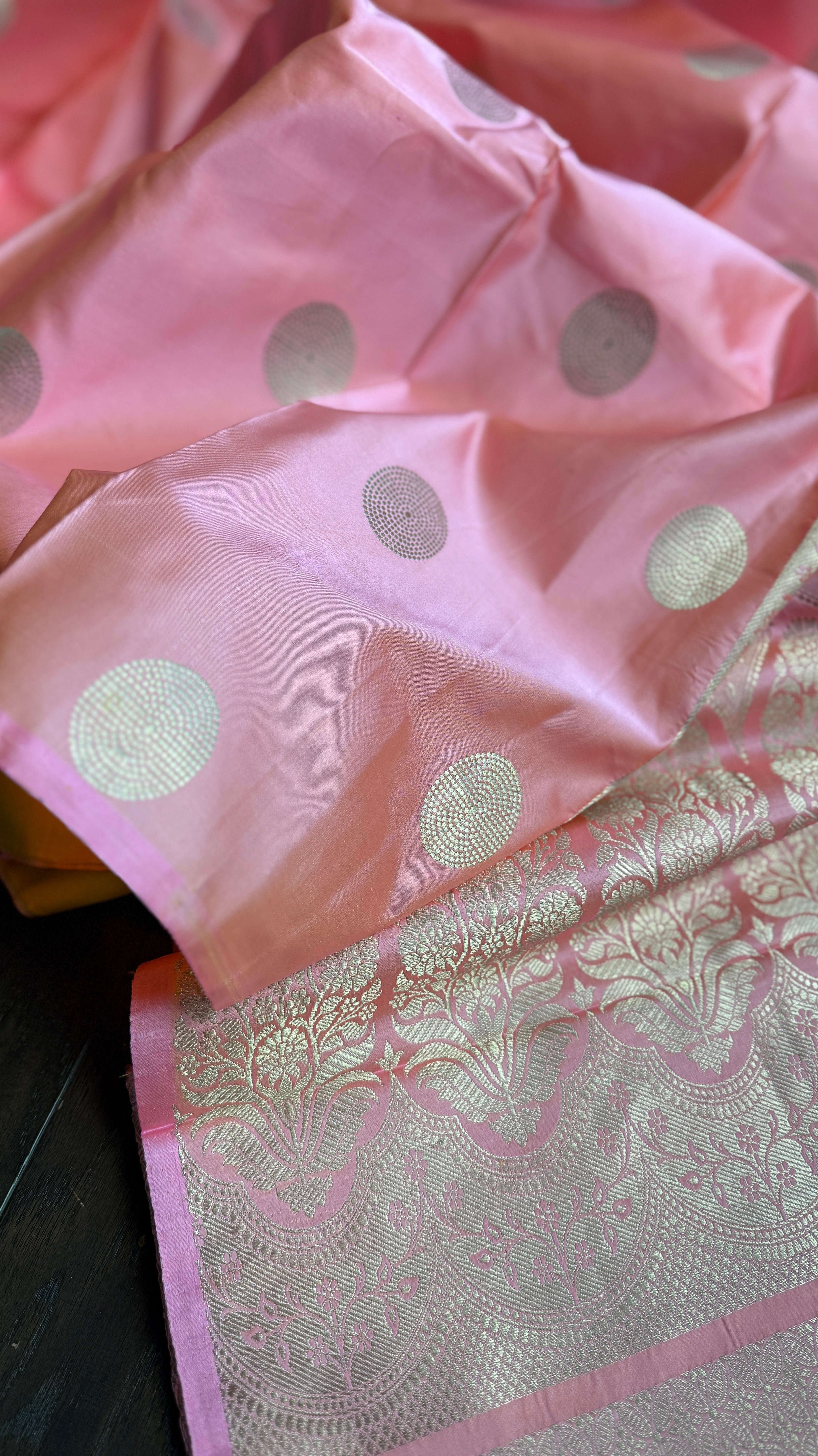 Pure Silk Mashru Banarasi- Baby Pink Dual Shaded