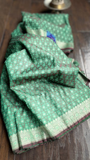 Soft Silk Banarasi - Green Maroon Dual Shaded Woven