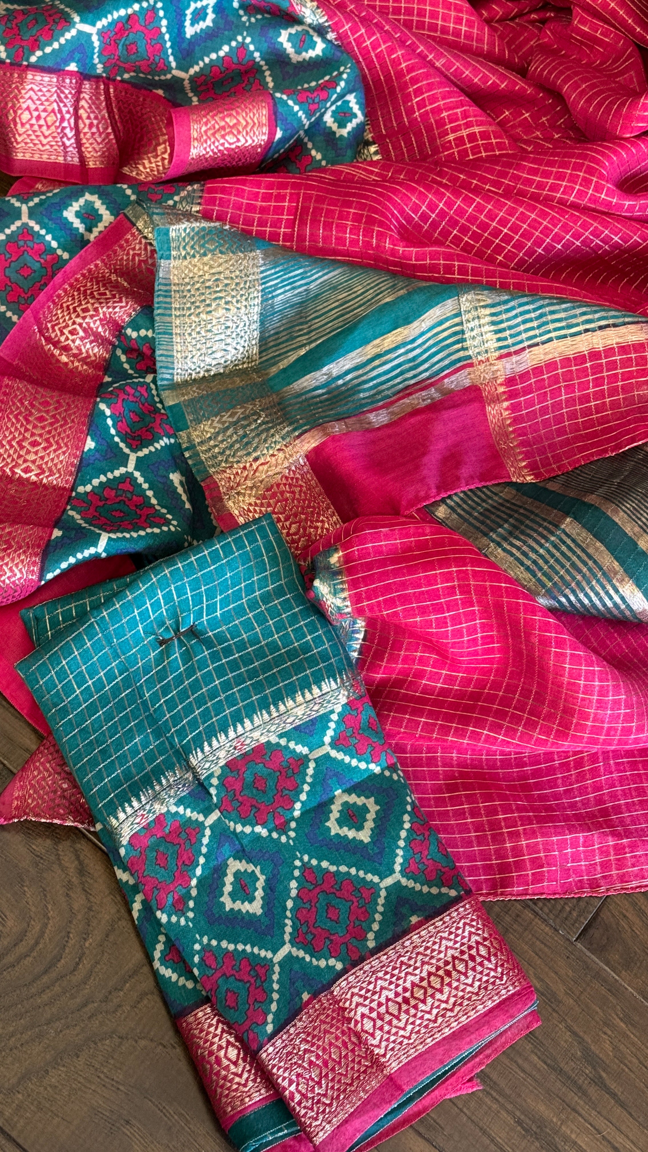 Designer Crepe Silk - Pink Firozi