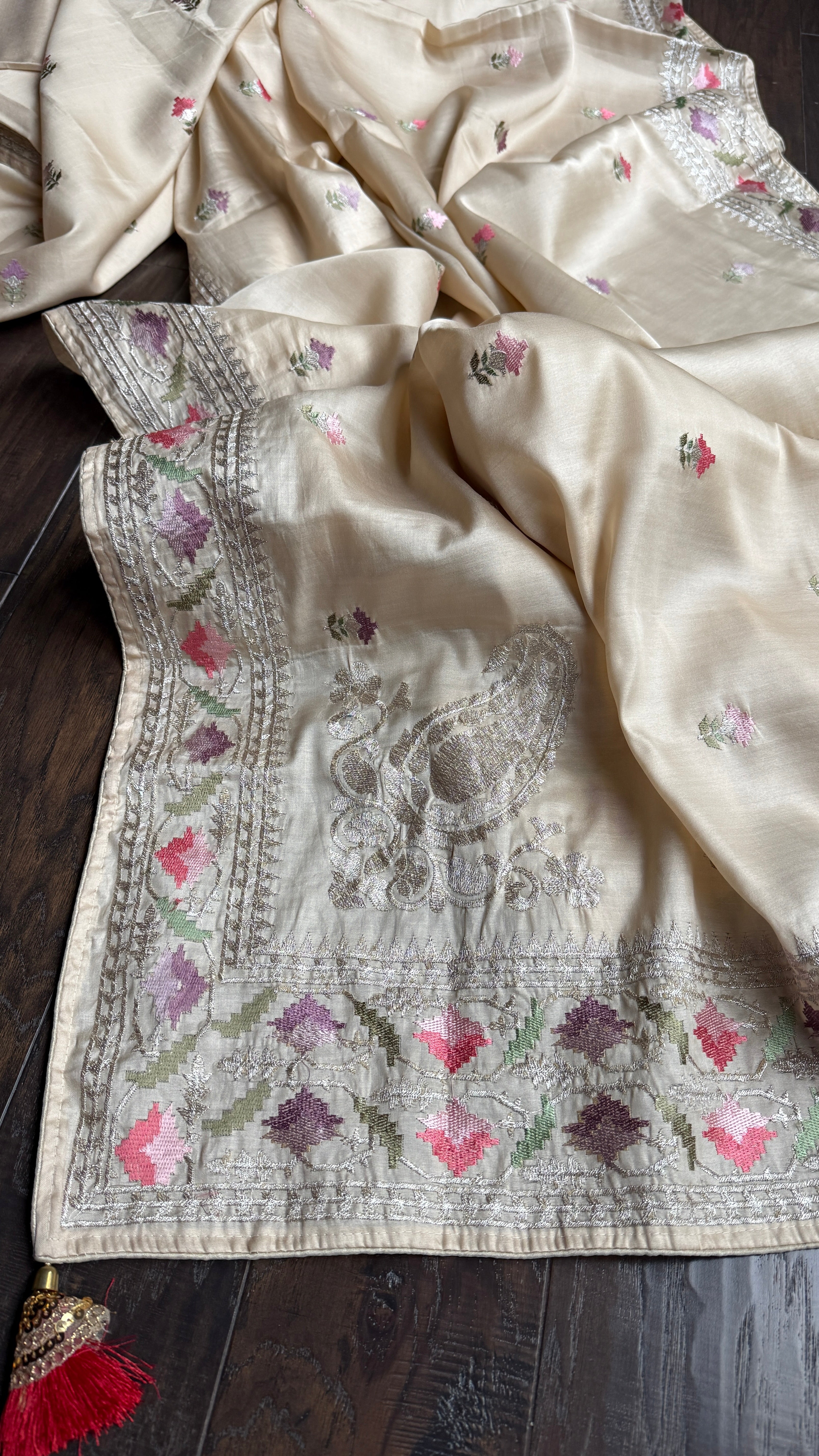 Designer Soft Silk Paithani - Beige Embroidered