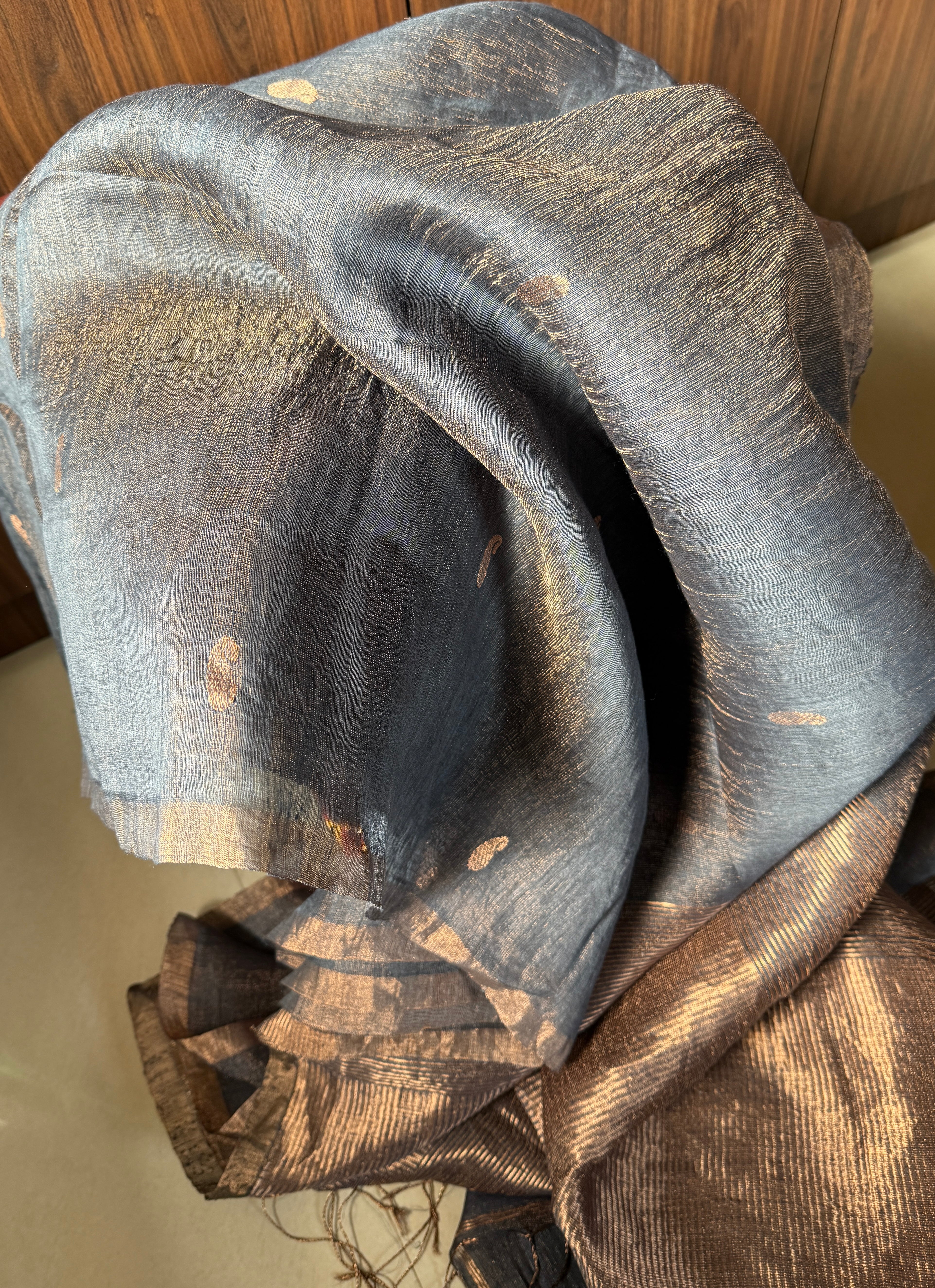 Tissue Linen Silk - Grey Mettalic