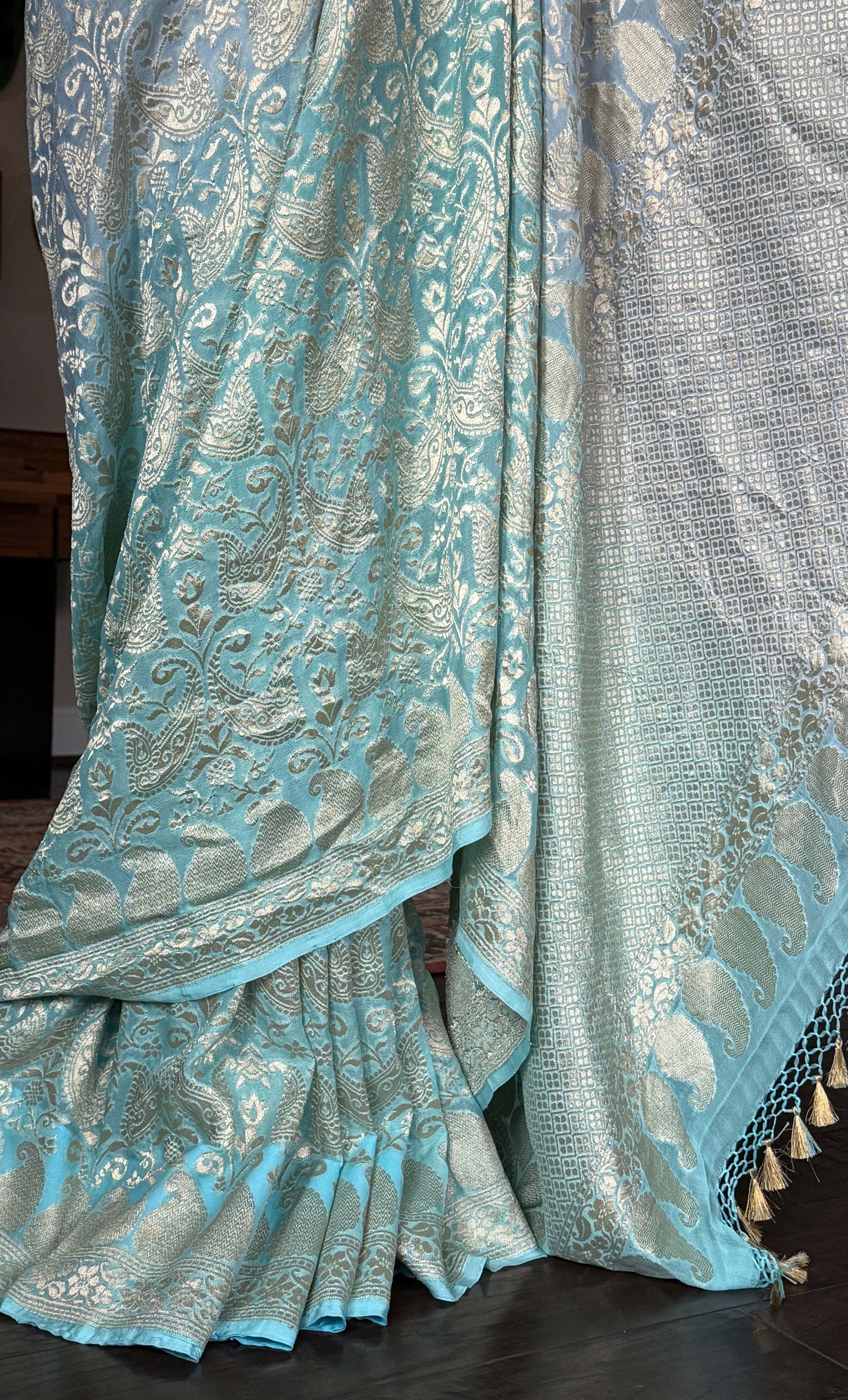 Khaddi Georgette Shaded Banarasi - Light Blue Tanchui